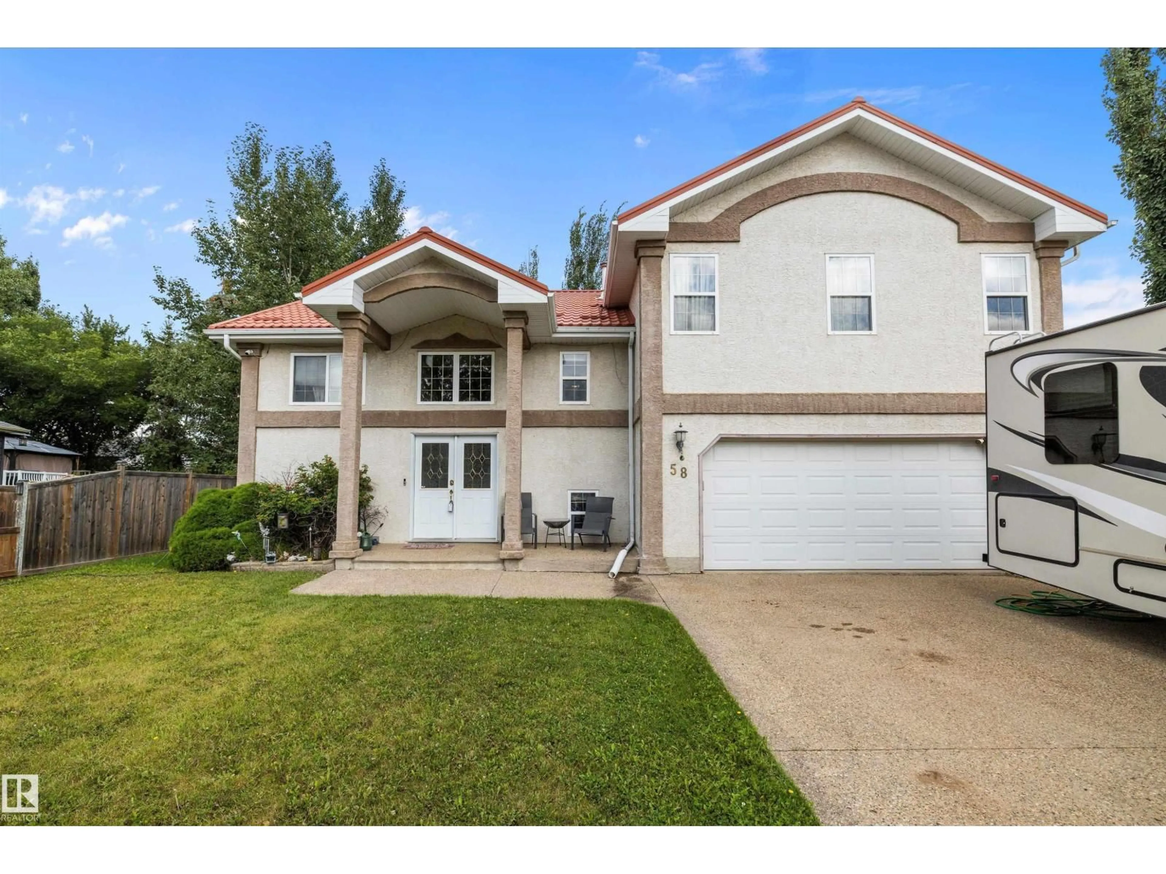 Home with vinyl exterior material, unknown for 58 MENALTA, Cardiff Alberta T8R1N1