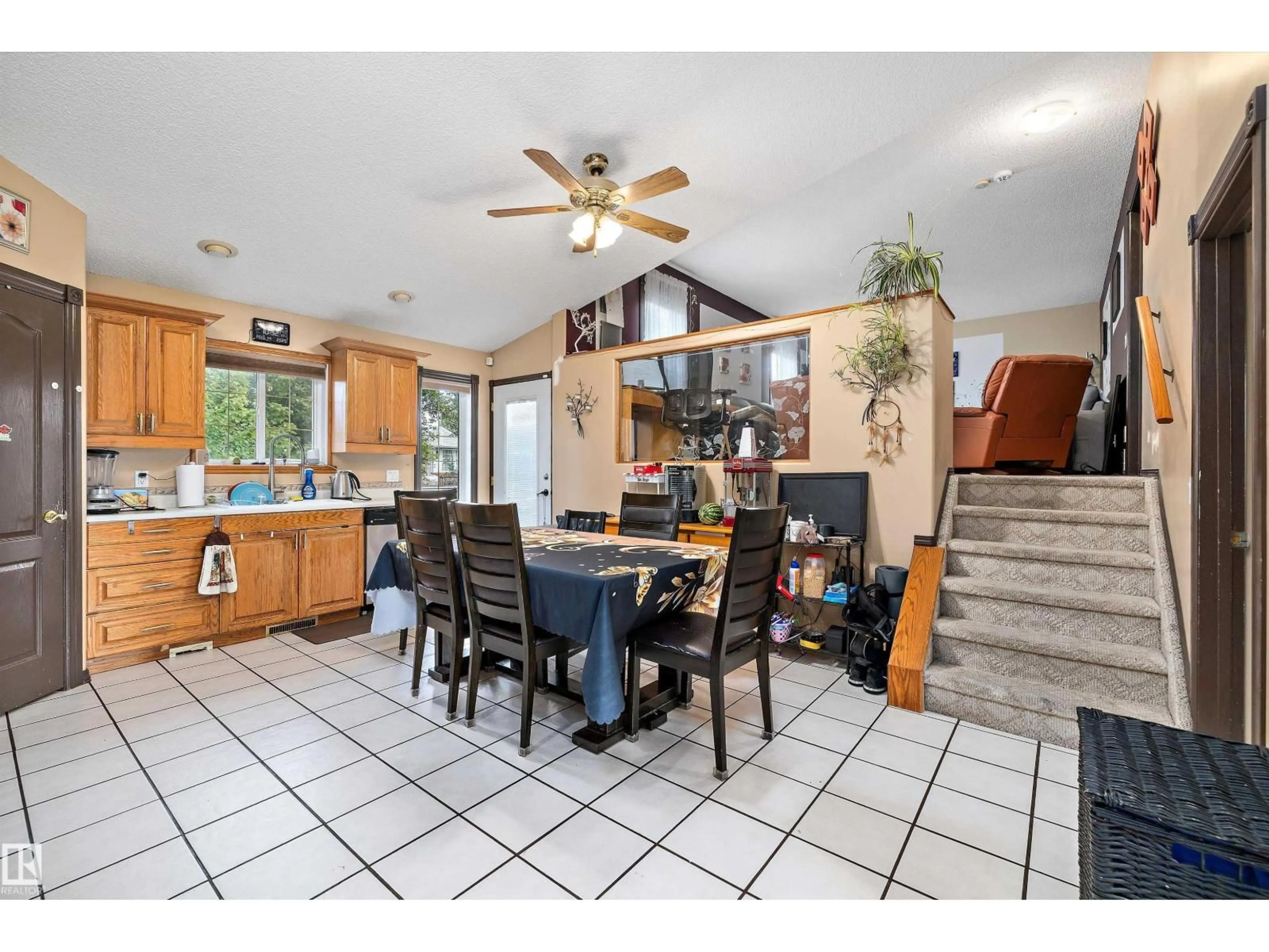 Open concept kitchen, ceramic/tile floor for 58 MENALTA, Cardiff Alberta T8R1N1