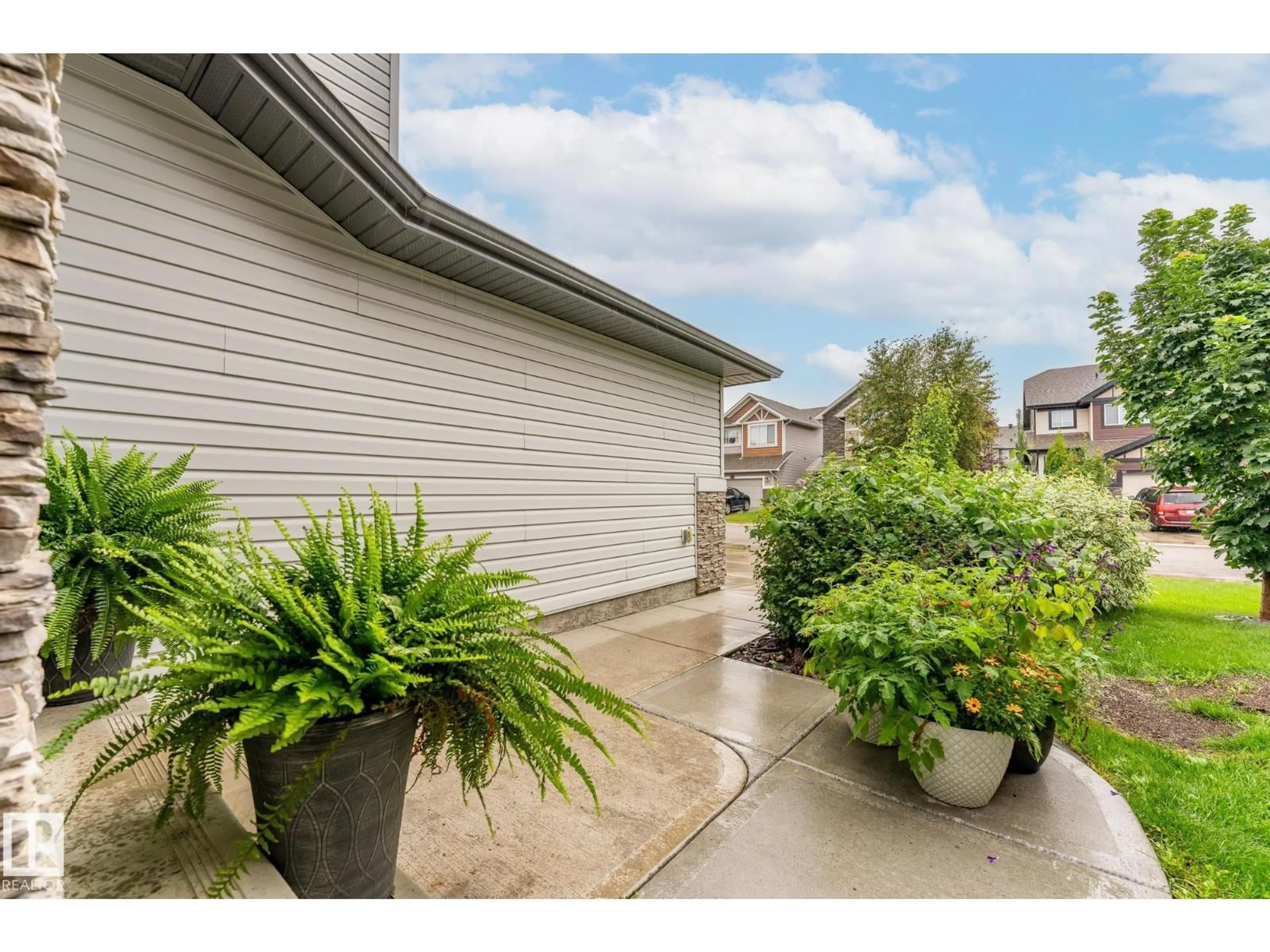 Patio, unknown for 3705 167A AV, Edmonton Alberta T5Y0X6