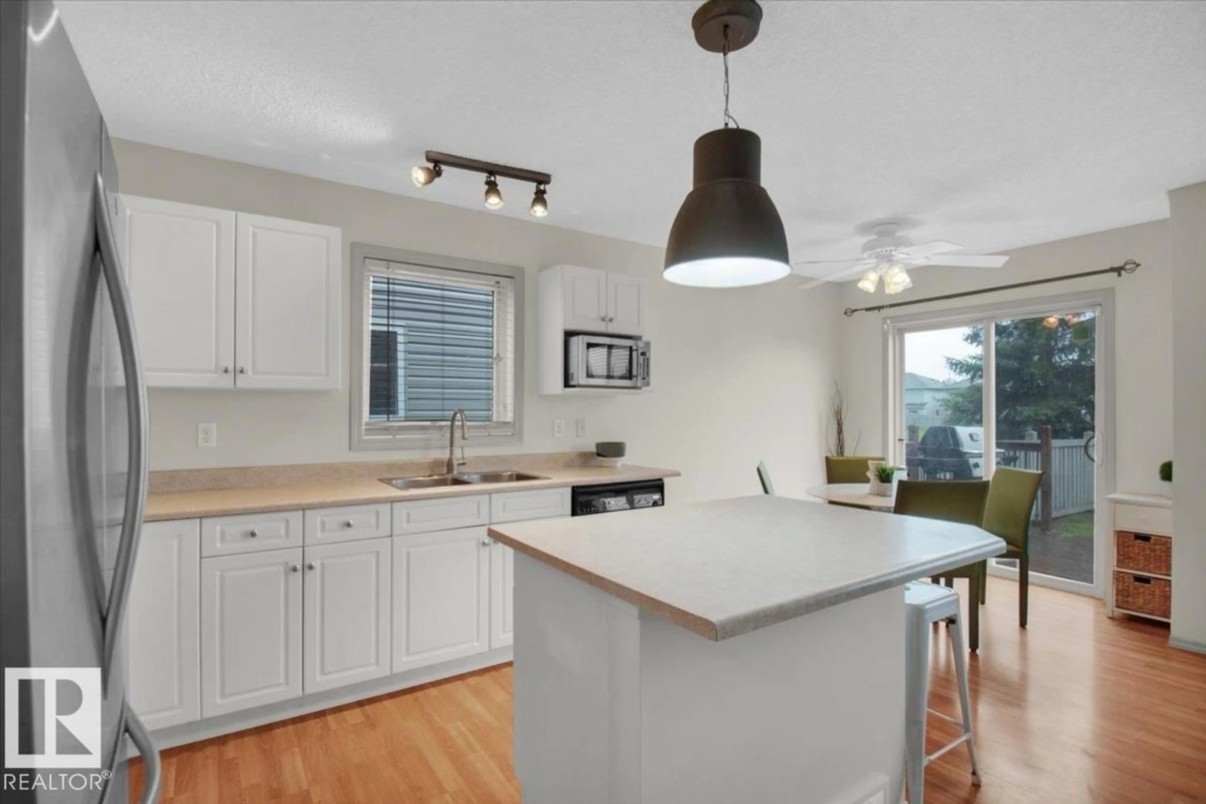 Open concept kitchen, unknown for #88 - 287 MACEWAN RD, Edmonton Alberta T6W1T4