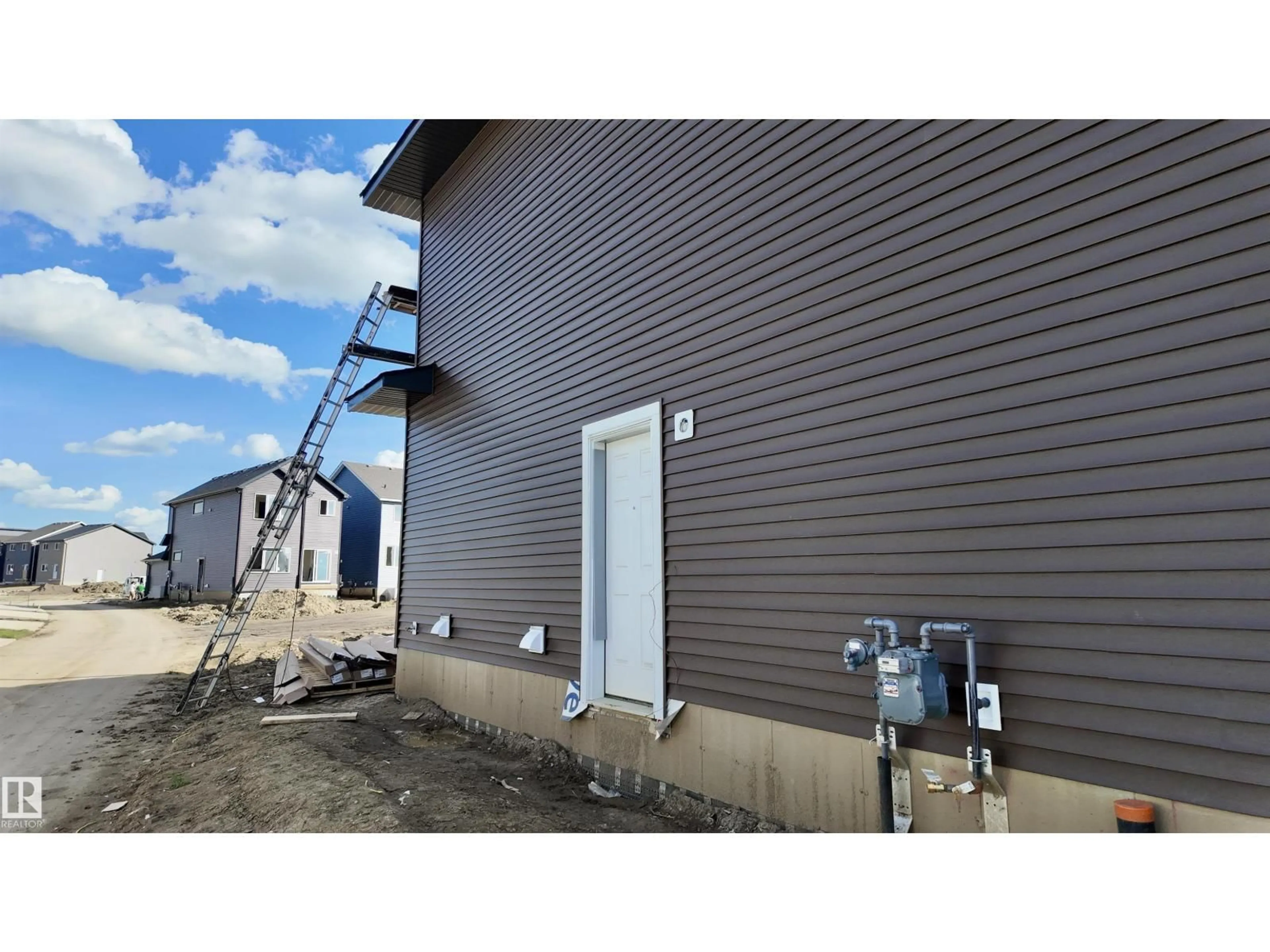 Unknown for SW SW - 5621 HAWTHORN WY, Edmonton Alberta T6X3K7