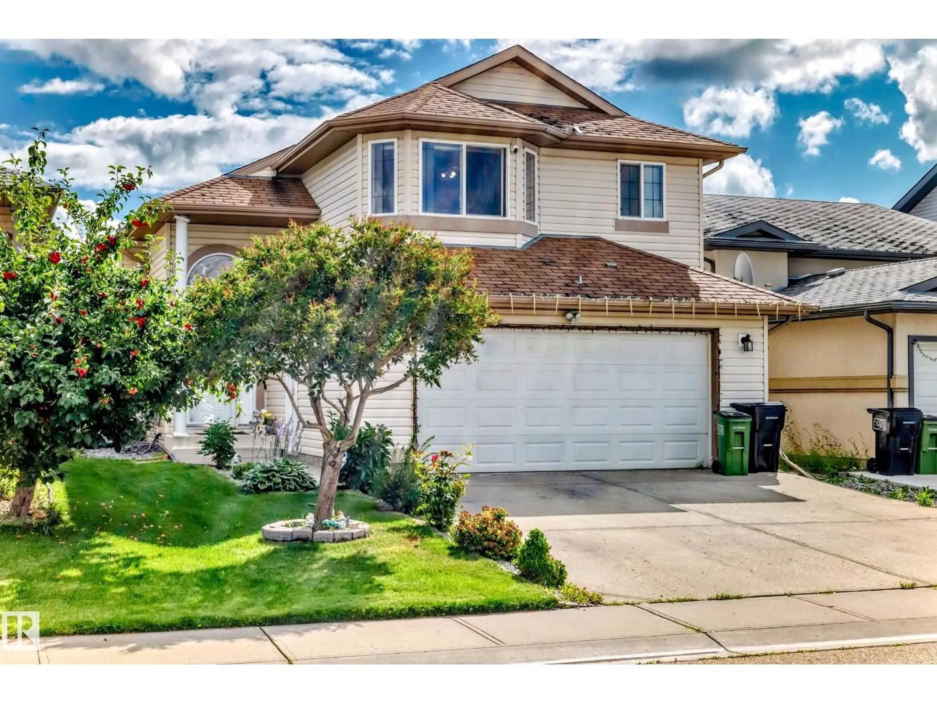 Home with vinyl exterior material, street for NW - 3331 26 ST, Edmonton Alberta T6T1Z4