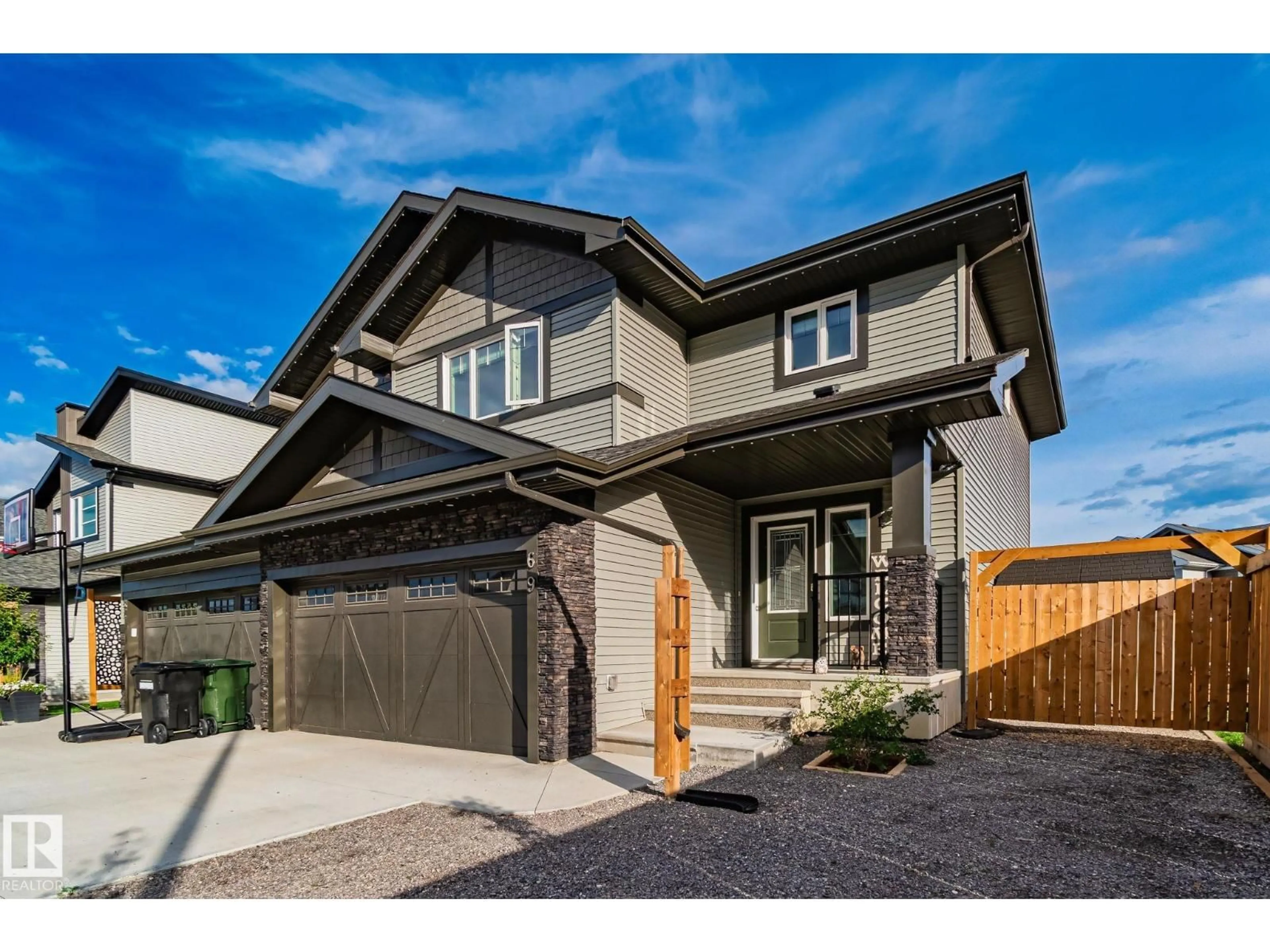 Home with brick exterior material, street for 69 SPRUCE GARDENS CR, Spruce Grove Alberta T7X0J9