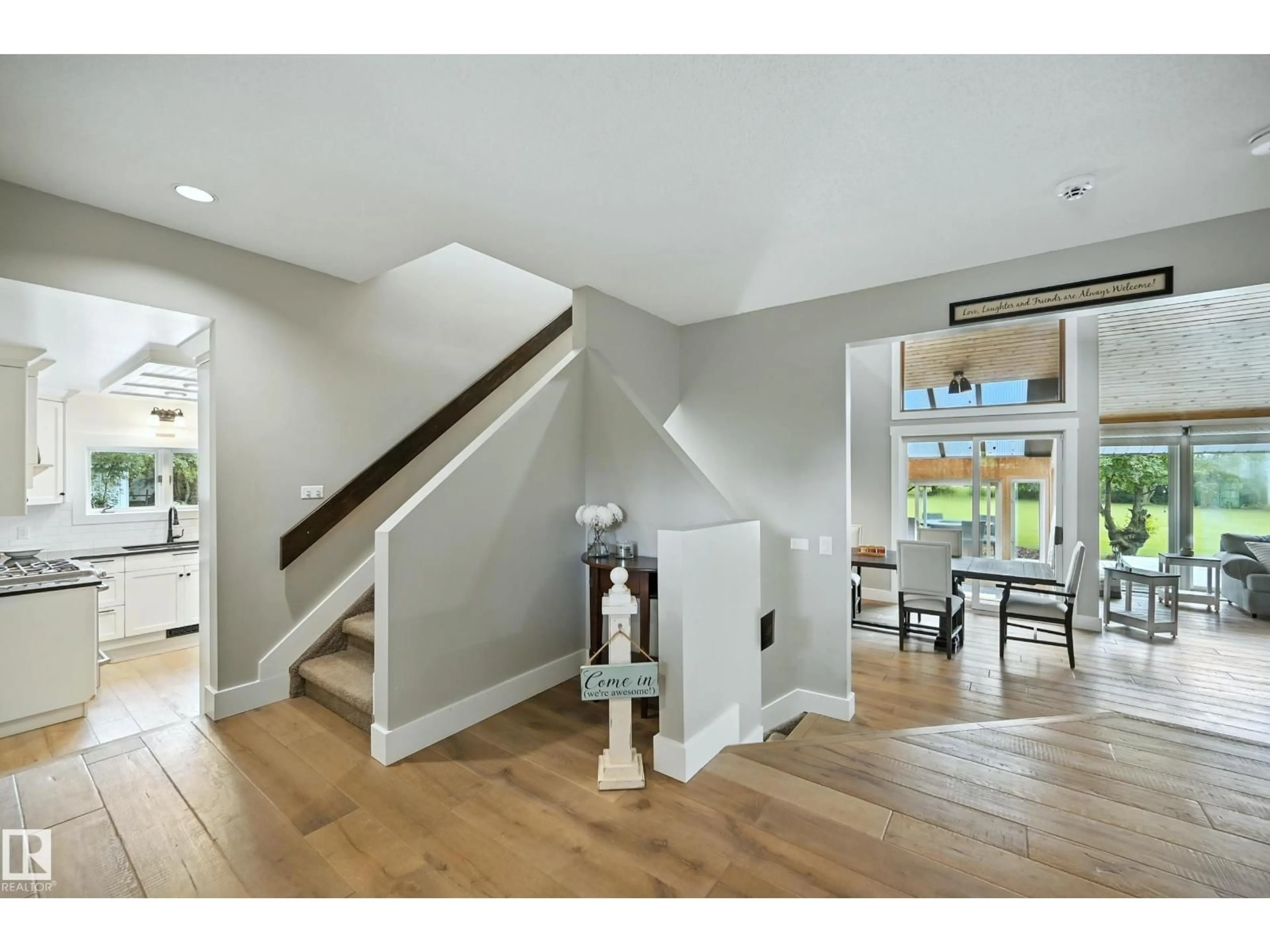 Indoor entryway for 1070 - 50242 RGE ROAD 244 A, Rural Leduc County Alberta T4X0P4
