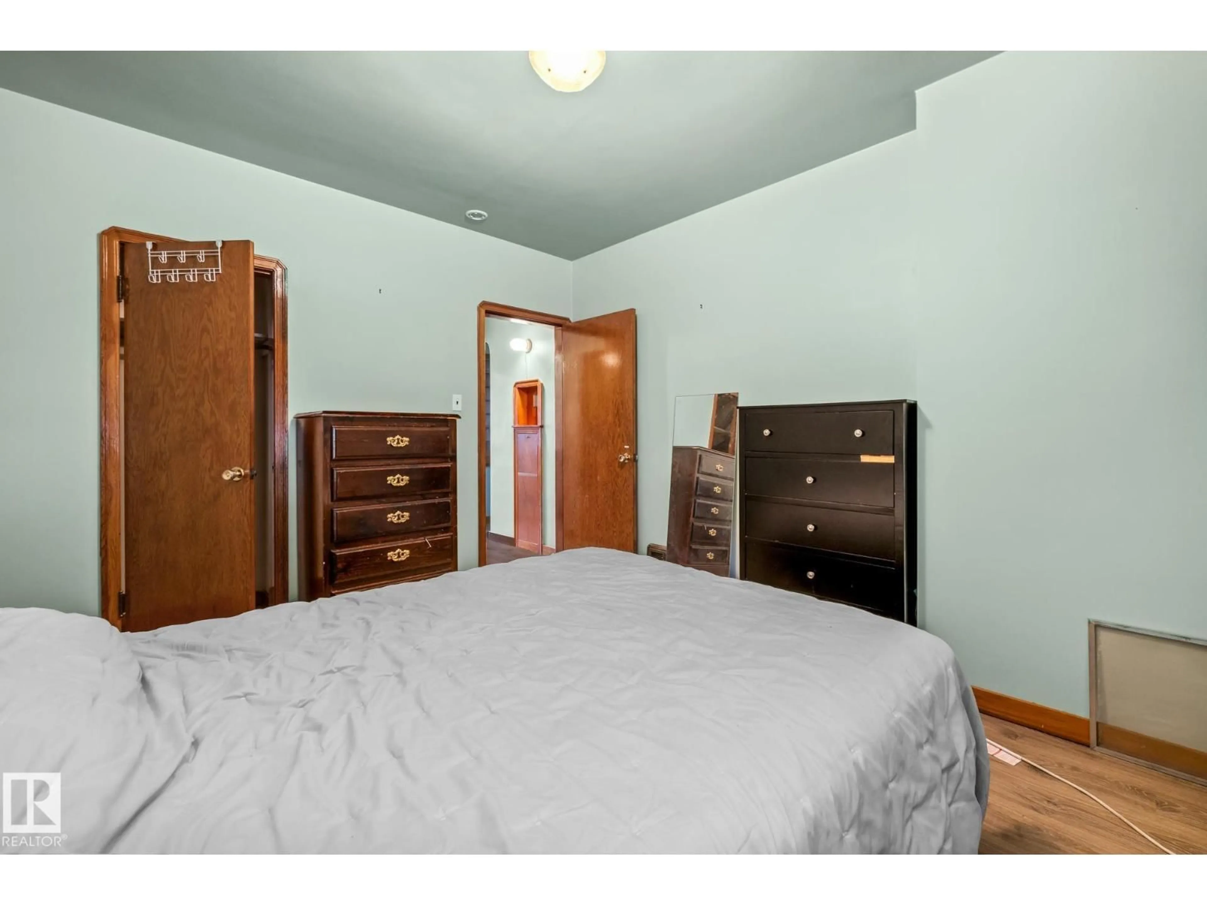 Unknown for NW - 11505 68 ST, Edmonton Alberta T5B1P2