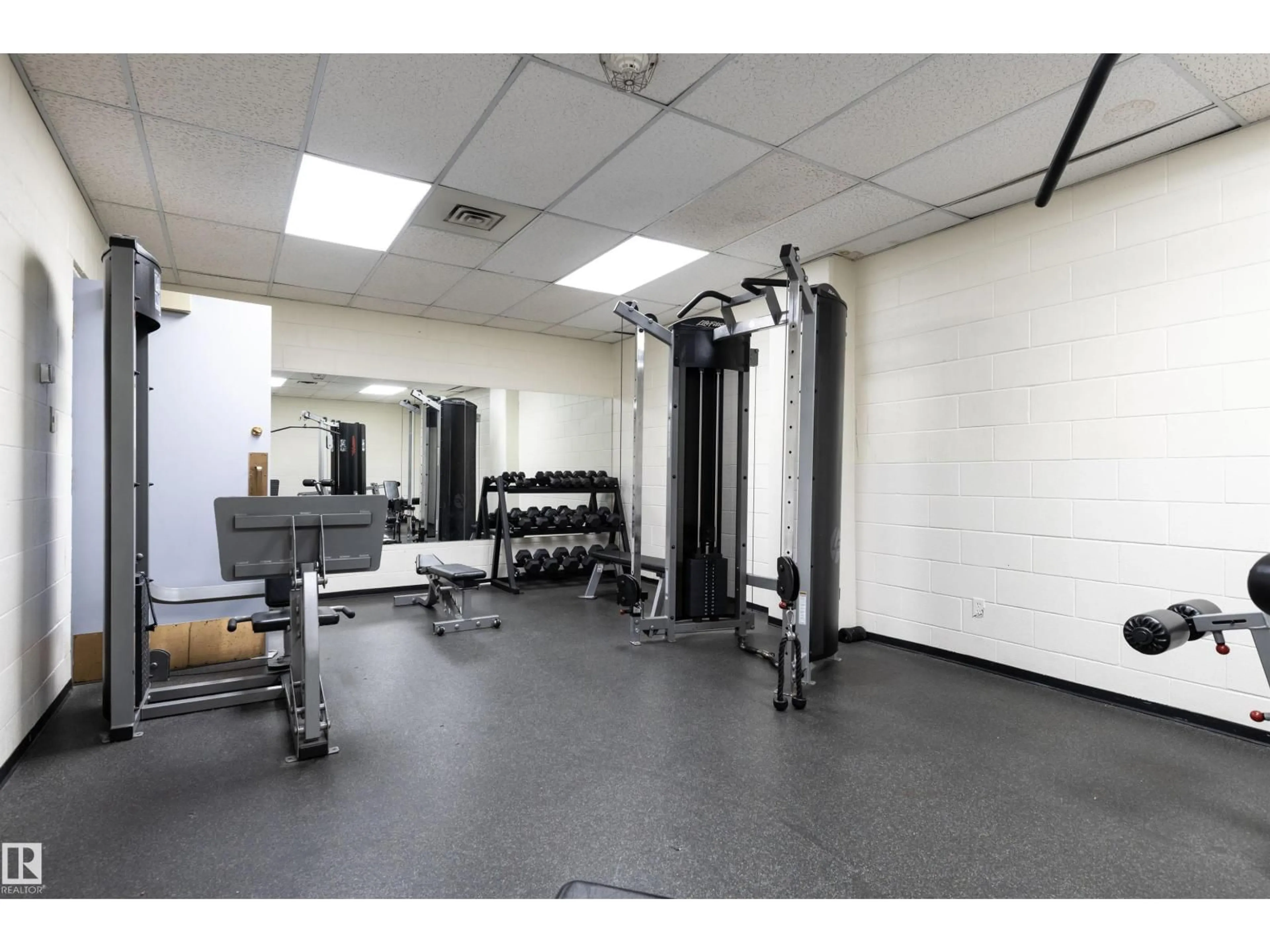 Gym or fitness room for 1809 SASKATCHEWAN DR, Edmonton Alberta T6E6B6