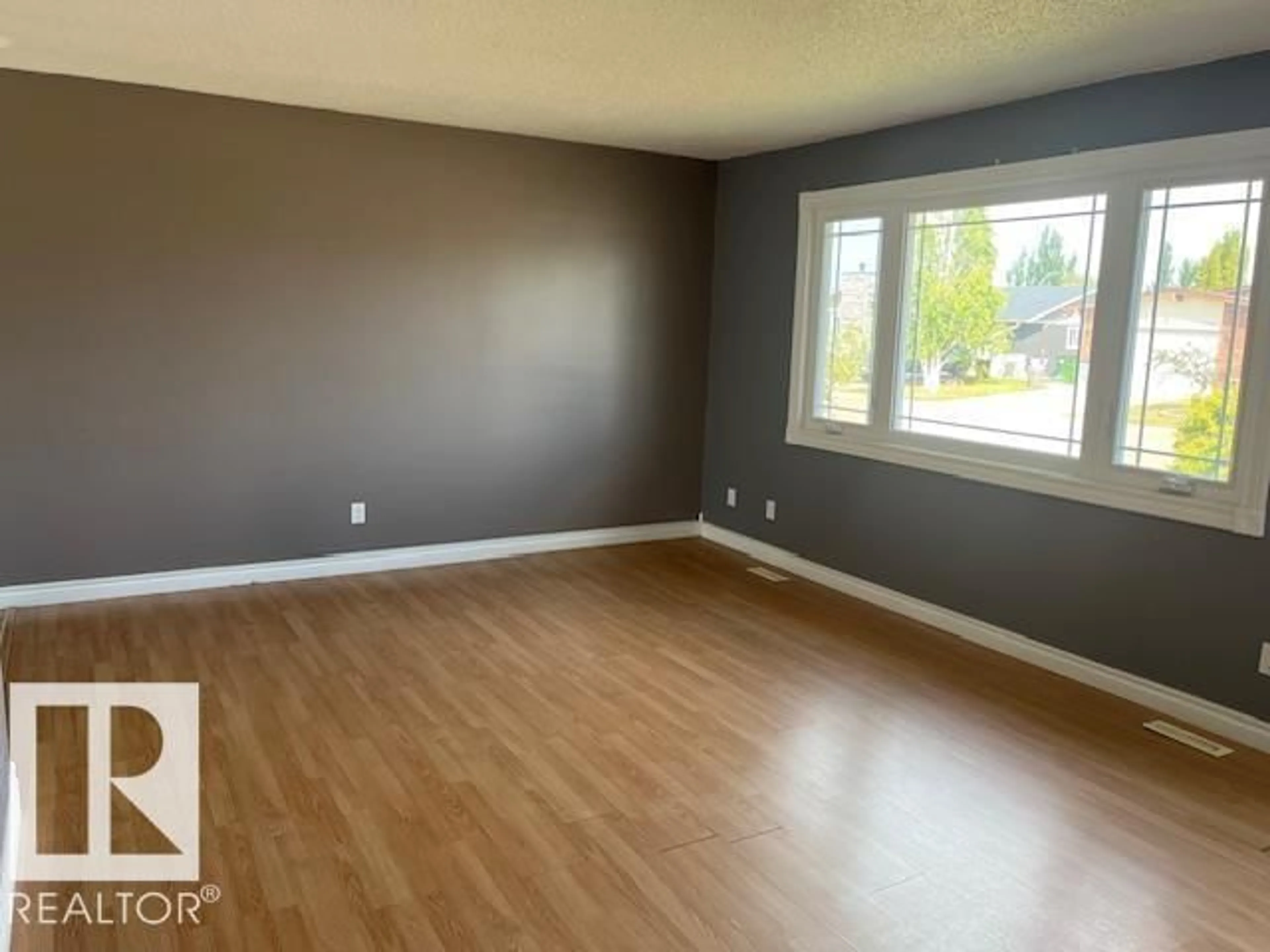 A pic of a room for 10424 110 AV, Westlock Alberta T7P1G2