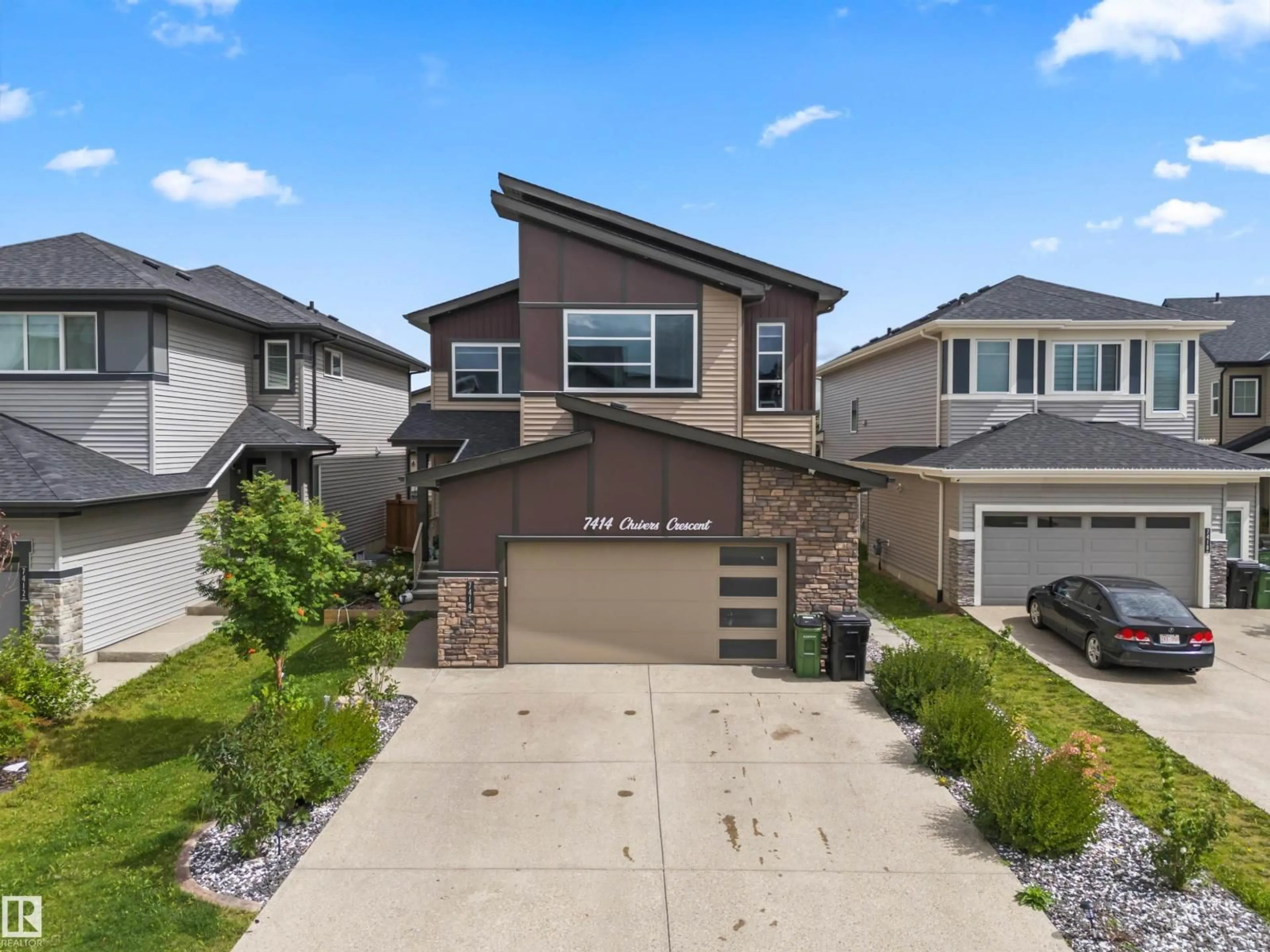 Unknown for 7414 CHIVERS CRESCENT SW, Edmonton Alberta T6W4M2