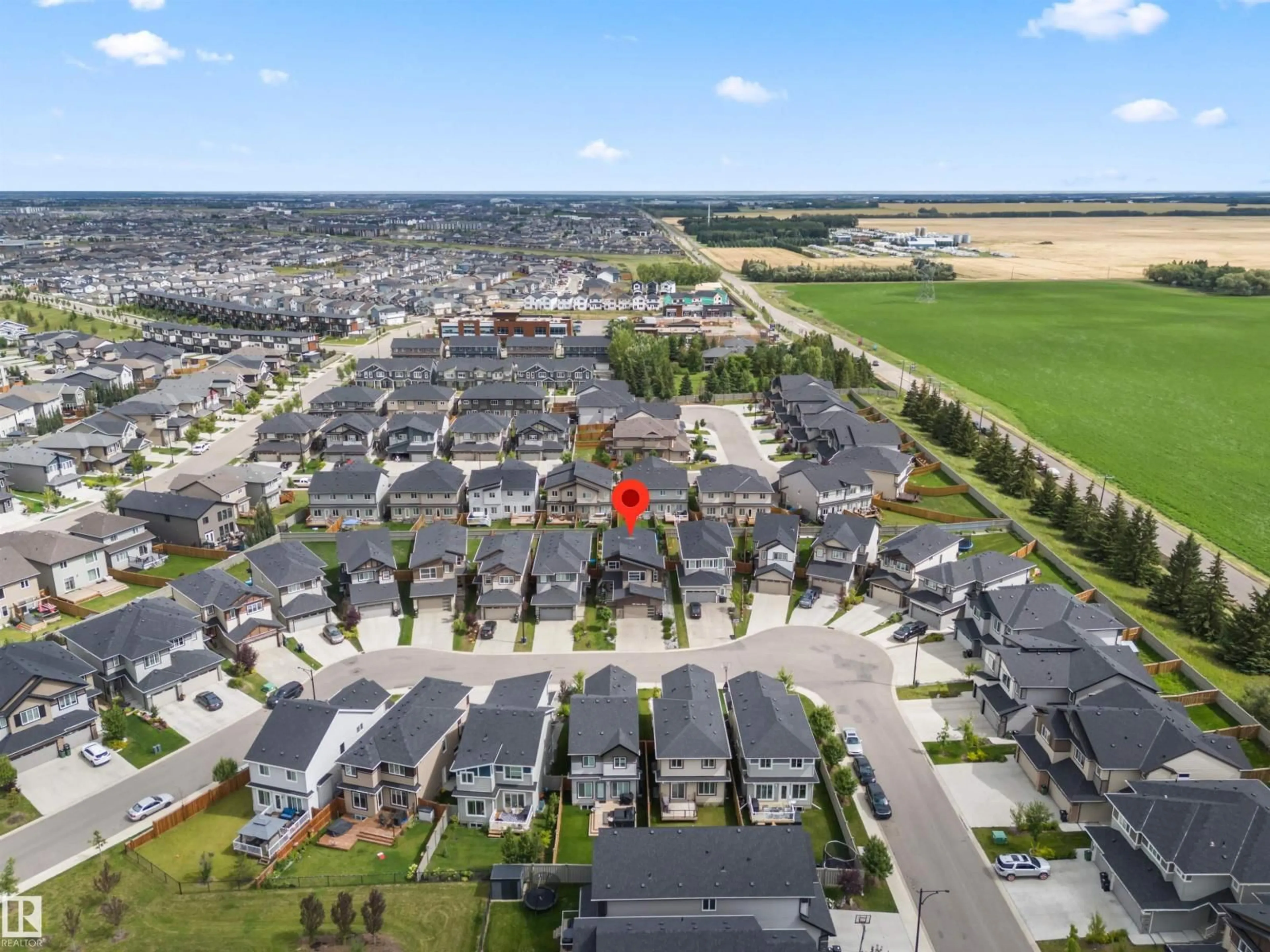 A pic from outside/outdoor area/front of a property/back of a property/a pic from drone, unknown for 7414 CHIVERS CRESCENT SW, Edmonton Alberta T6W4M2