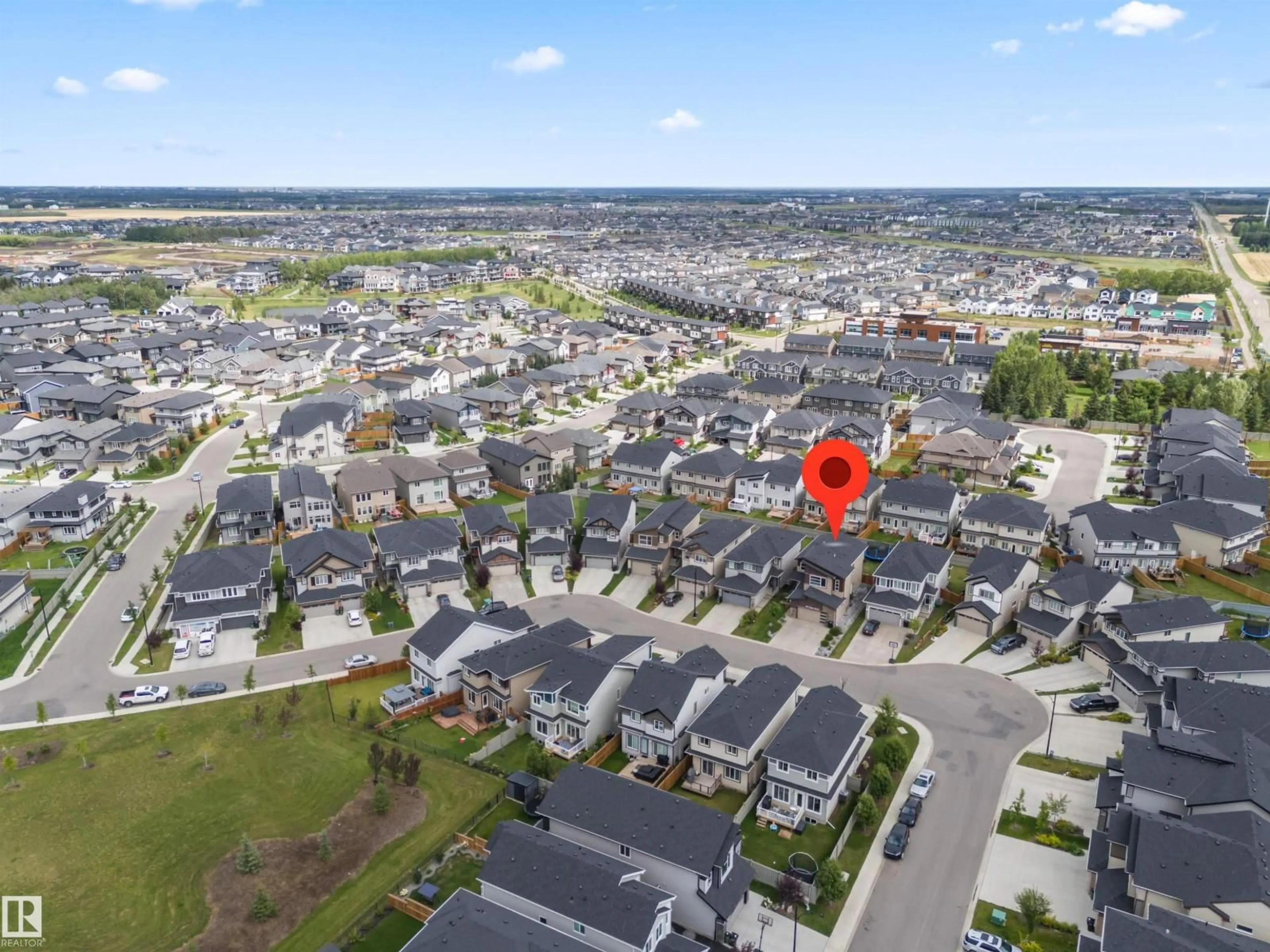 A pic from outside/outdoor area/front of a property/back of a property/a pic from drone, unknown for 7414 CHIVERS CRESCENT SW, Edmonton Alberta T6W4M2