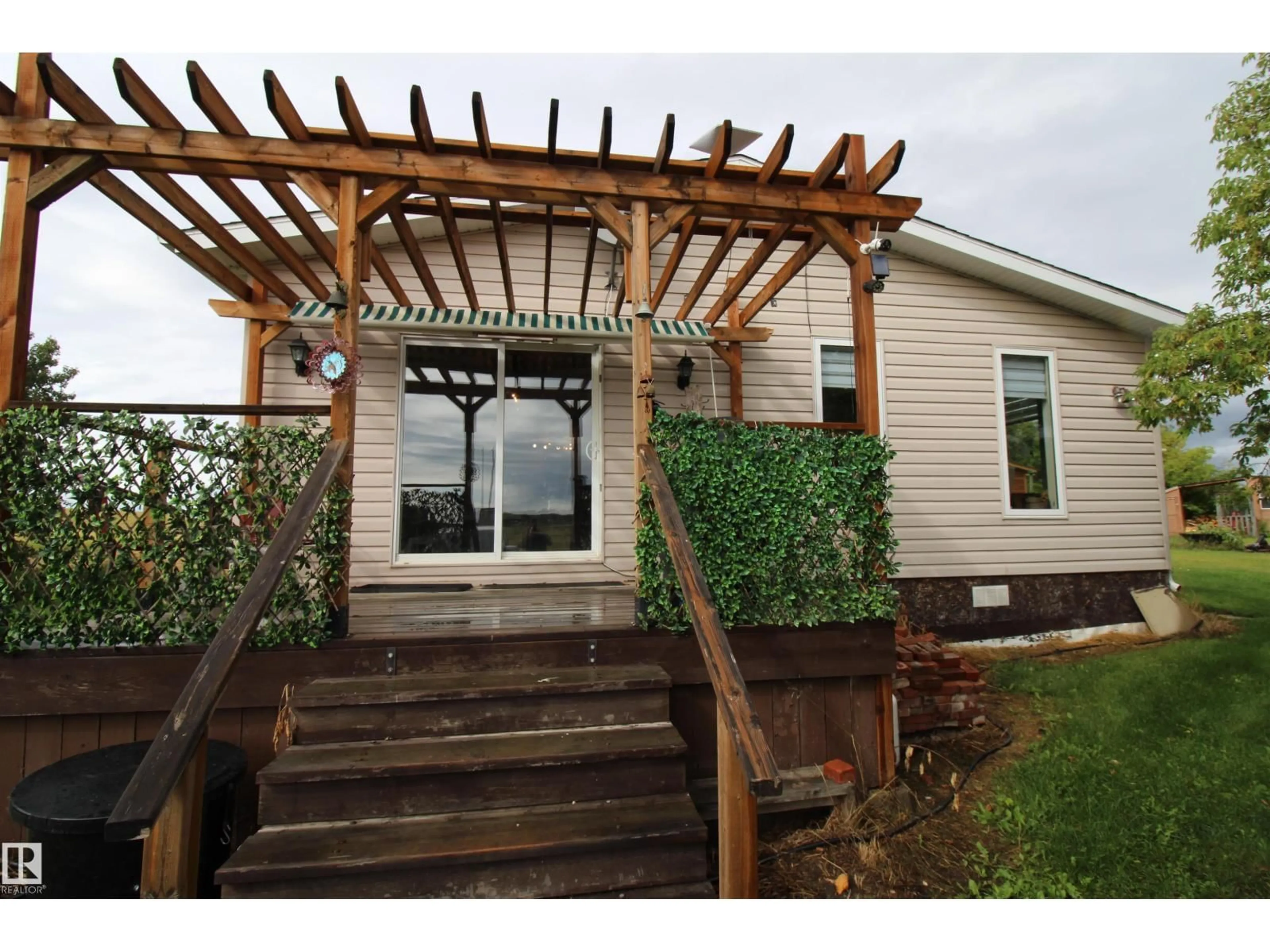 Unknown for 58208 RGE ROAD 71, Rural Lac Ste. Anne County Alberta T0E2A0