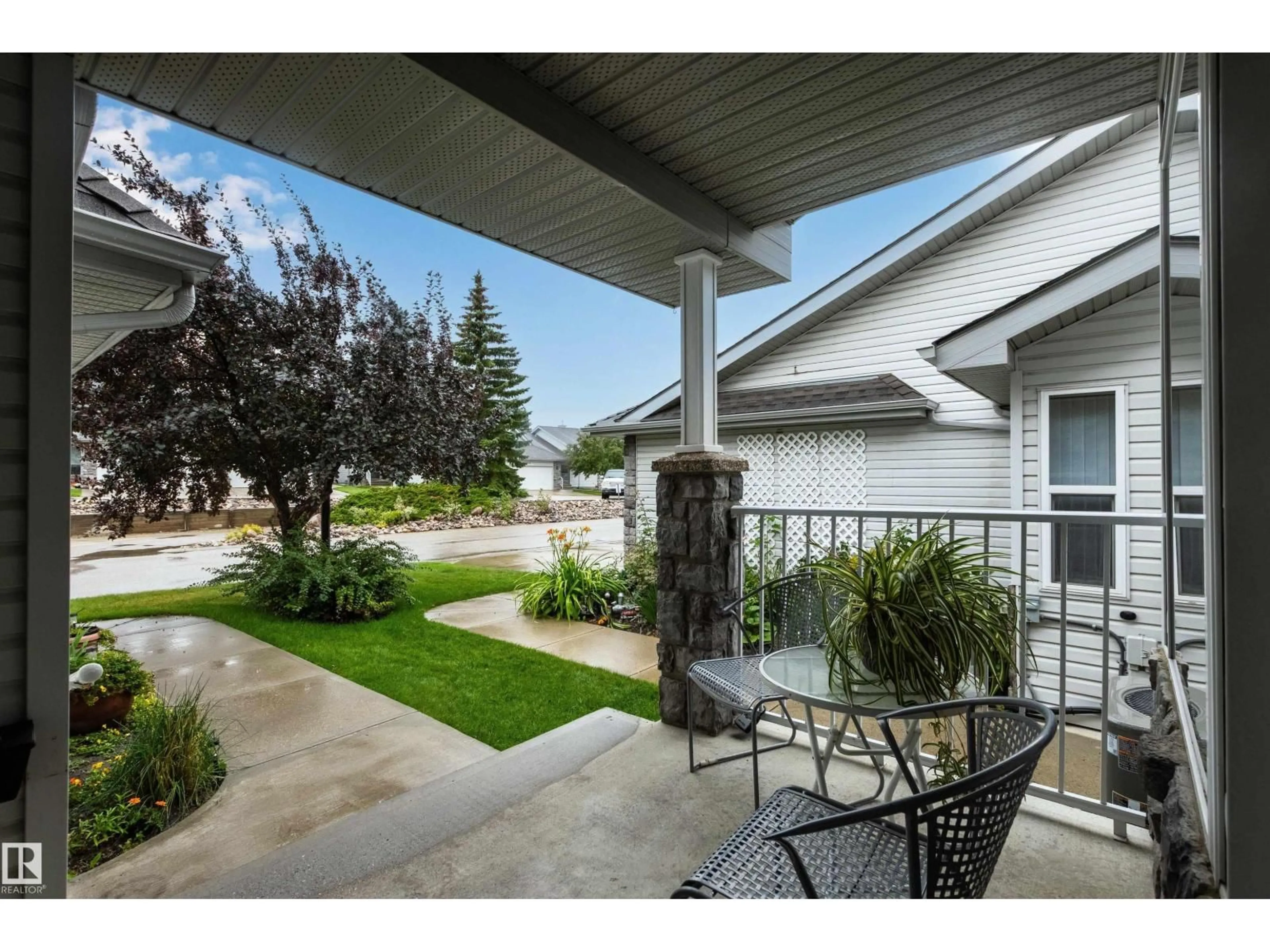Patio, street for #36 - 330 GALBRAITH CL, Edmonton Alberta T5T6L9