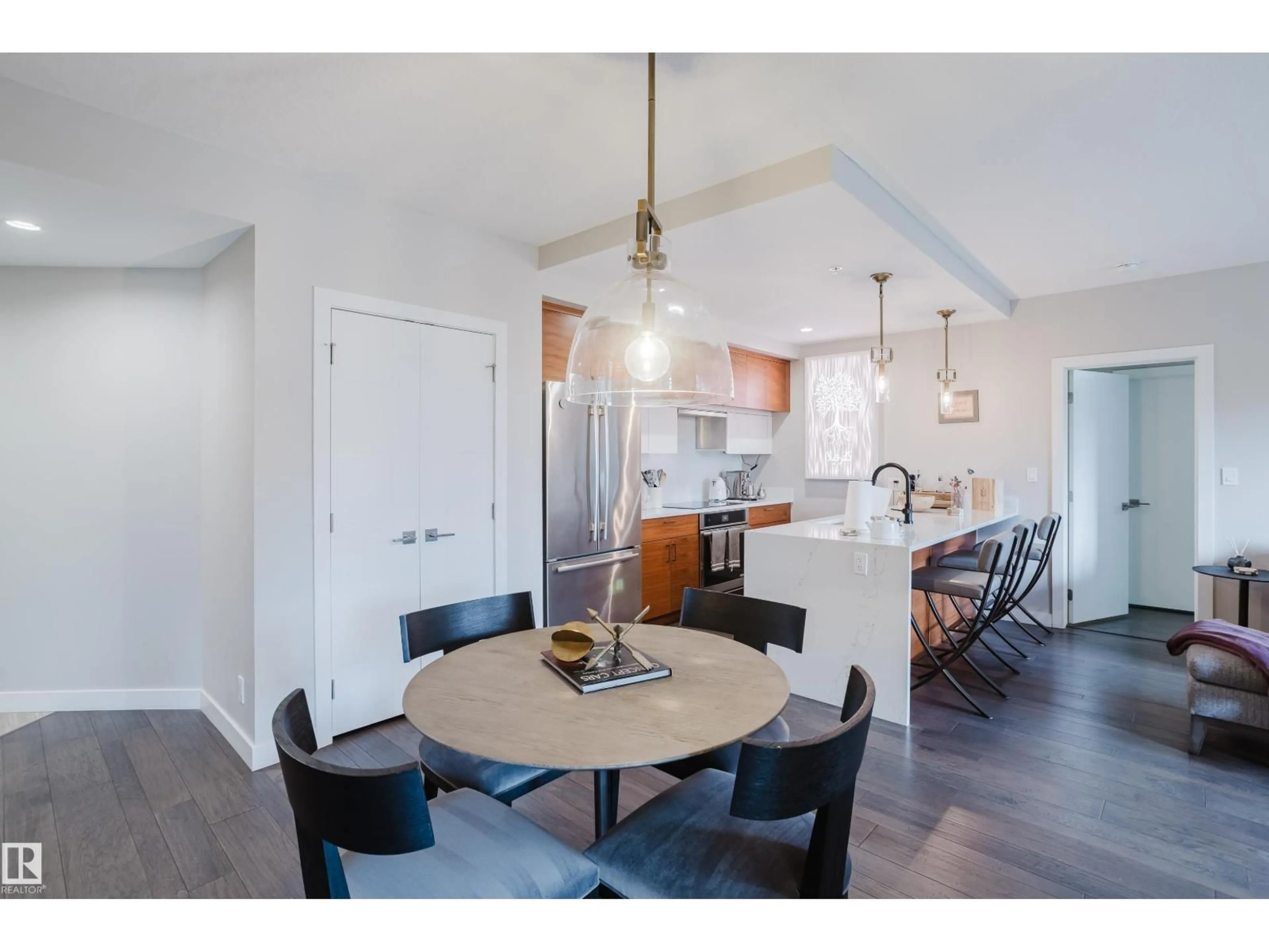 Open concept kitchen, unknown for 204 - 11710 87 AV, Edmonton Alberta T6G0Y3