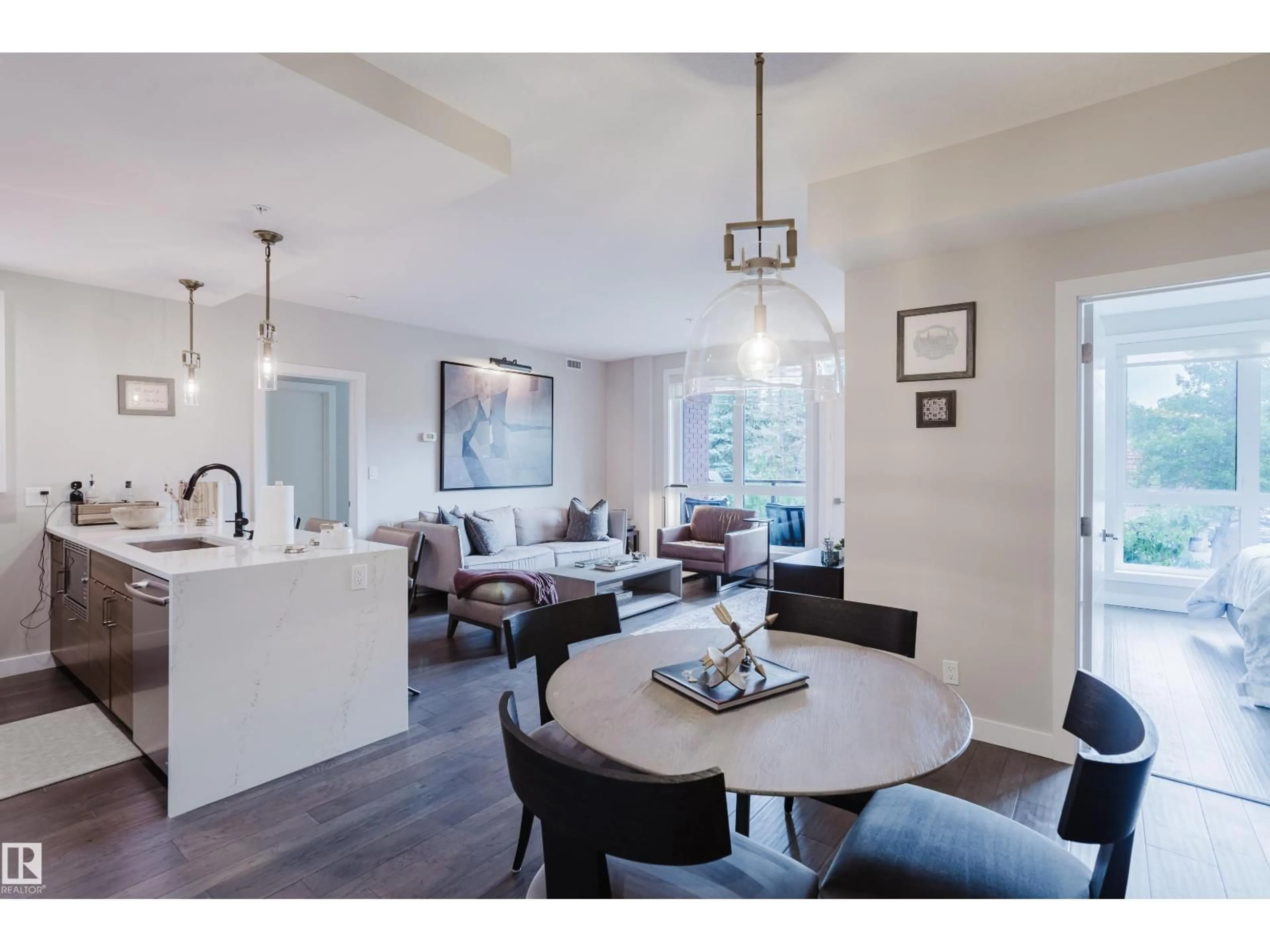 Open concept kitchen, unknown for 204 - 11710 87 AV, Edmonton Alberta T6G0Y3