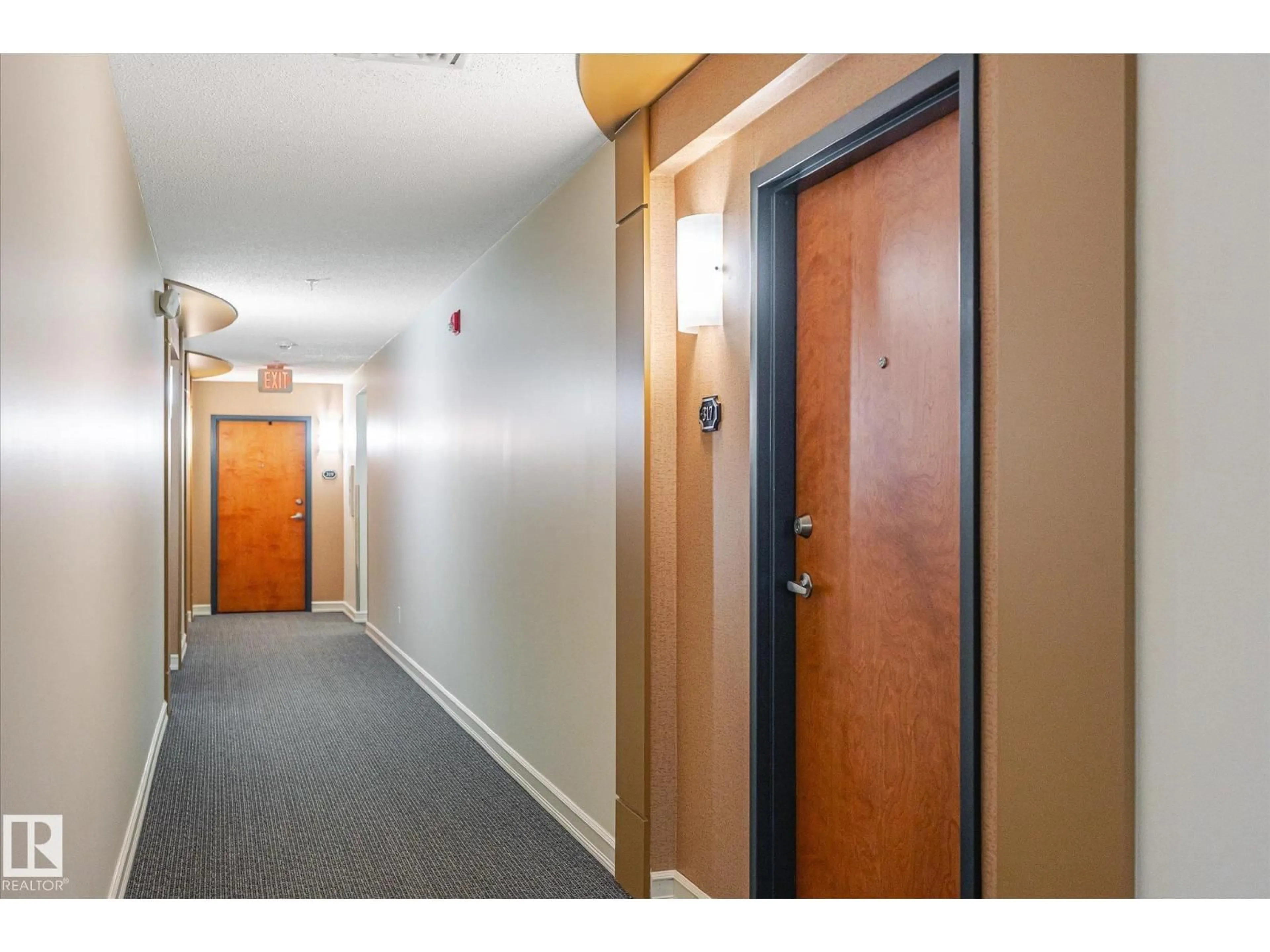 Indoor foyer for 13830 - 317 150 AV, Edmonton Alberta T6V1X2
