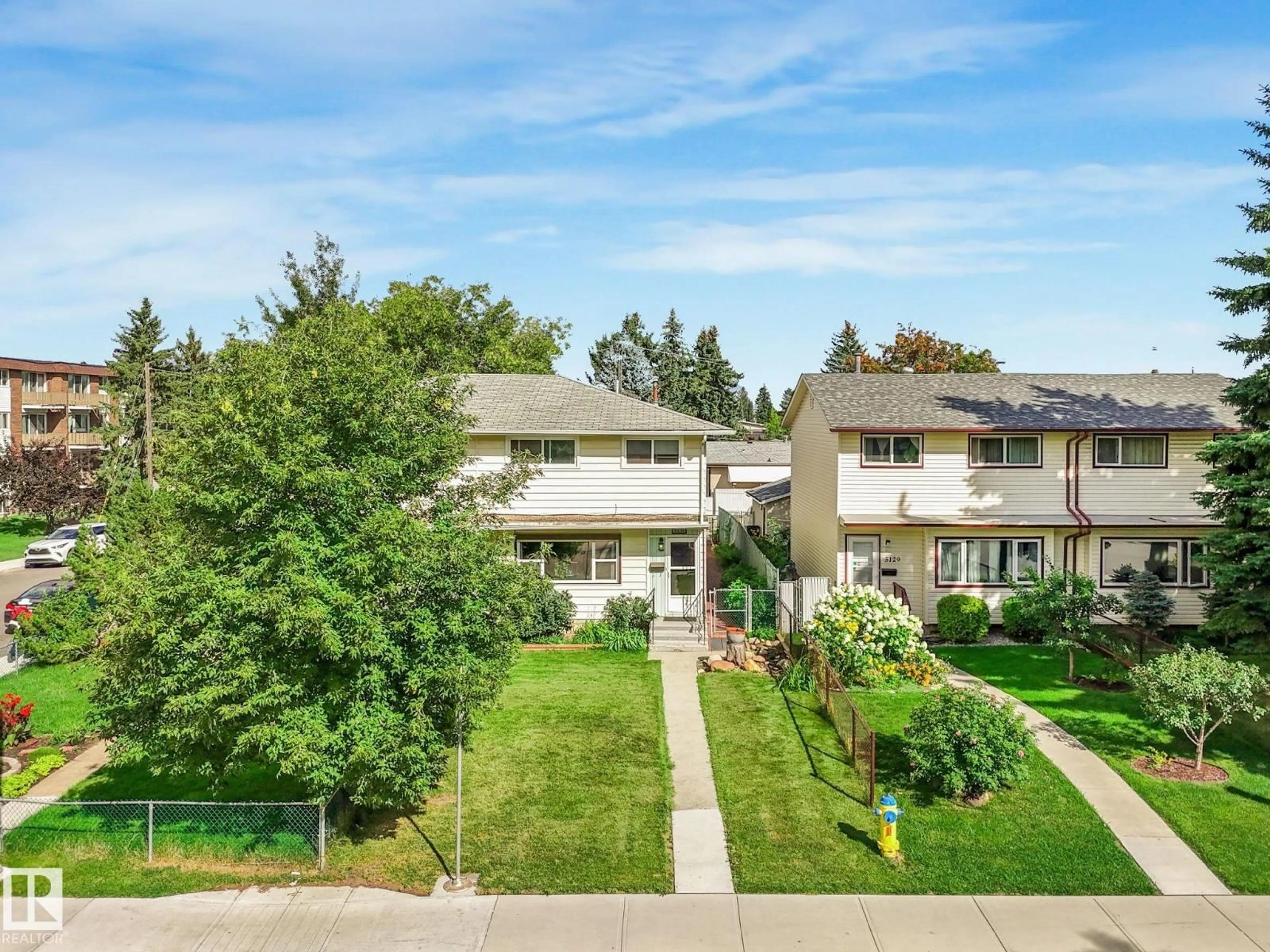 A pic from outside/outdoor area/front of a property/back of a property/a pic from drone, street for 5131 110 ST, Edmonton Alberta T6H3C8