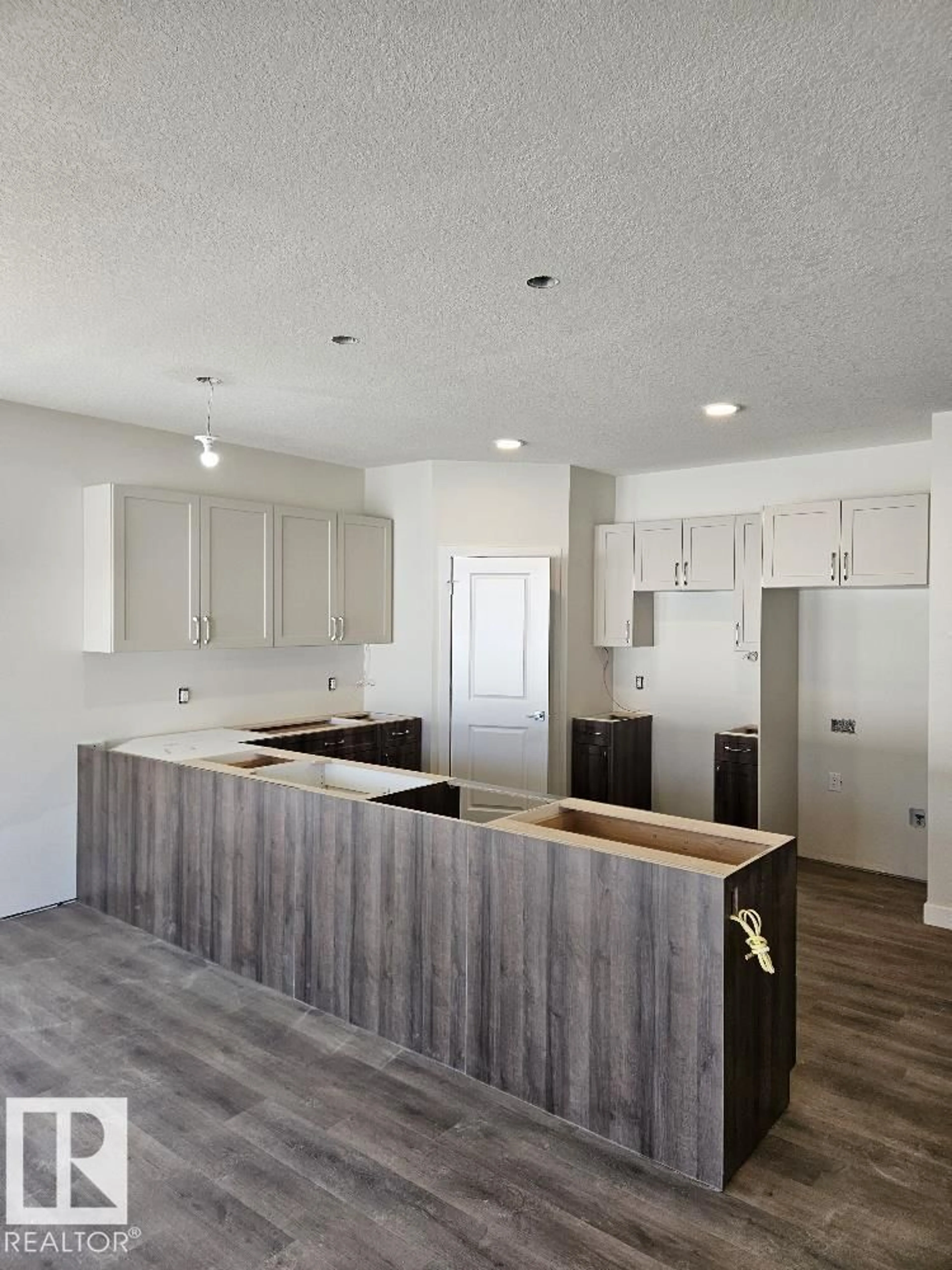Open concept kitchen, wood/laminate floor for 11 - 42 DALTON LI, Spruce Grove Alberta T7X4C4