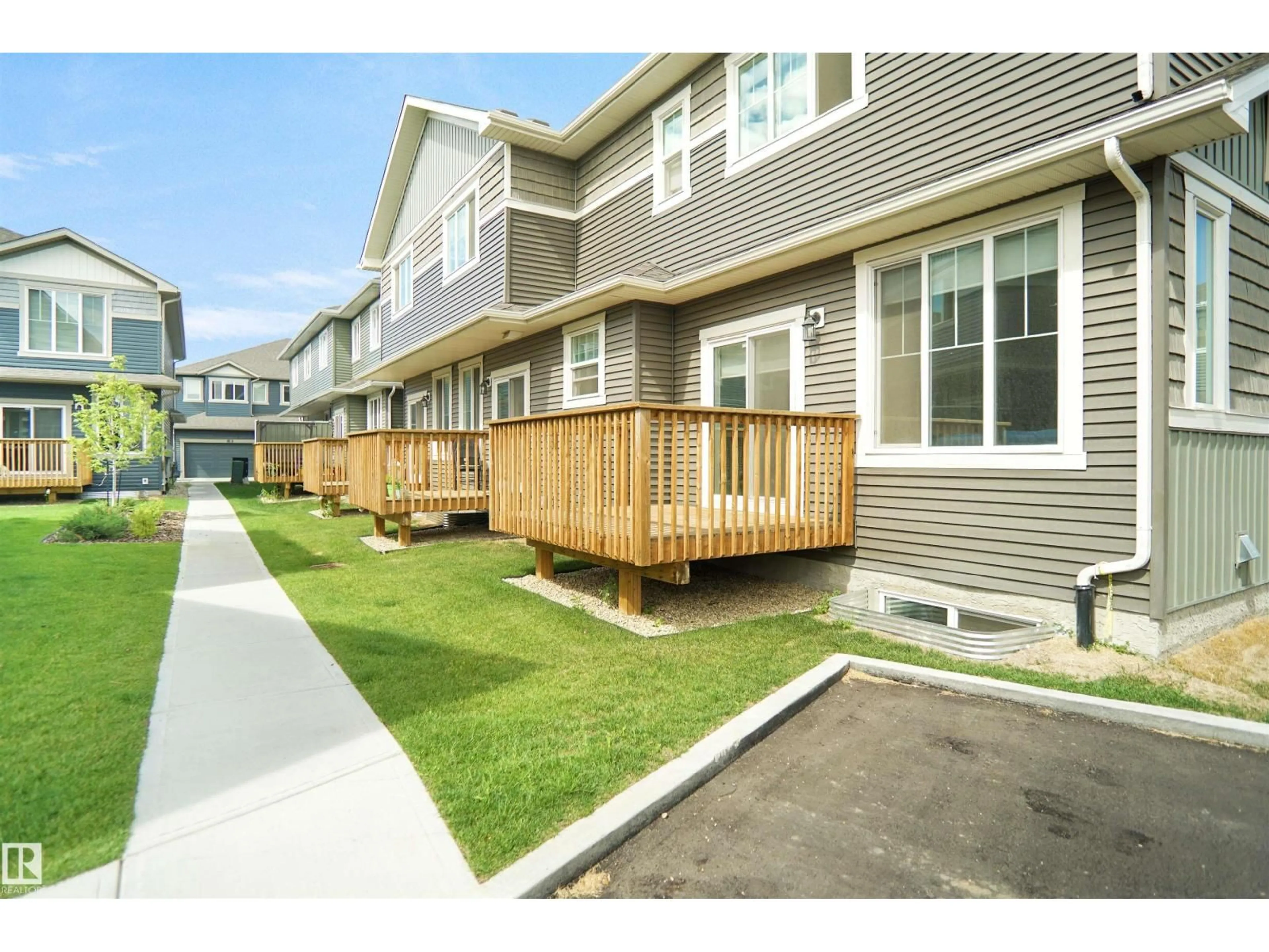 Patio, street for 13 - 603 ORCHARDS BV, Edmonton Alberta T6X2W8