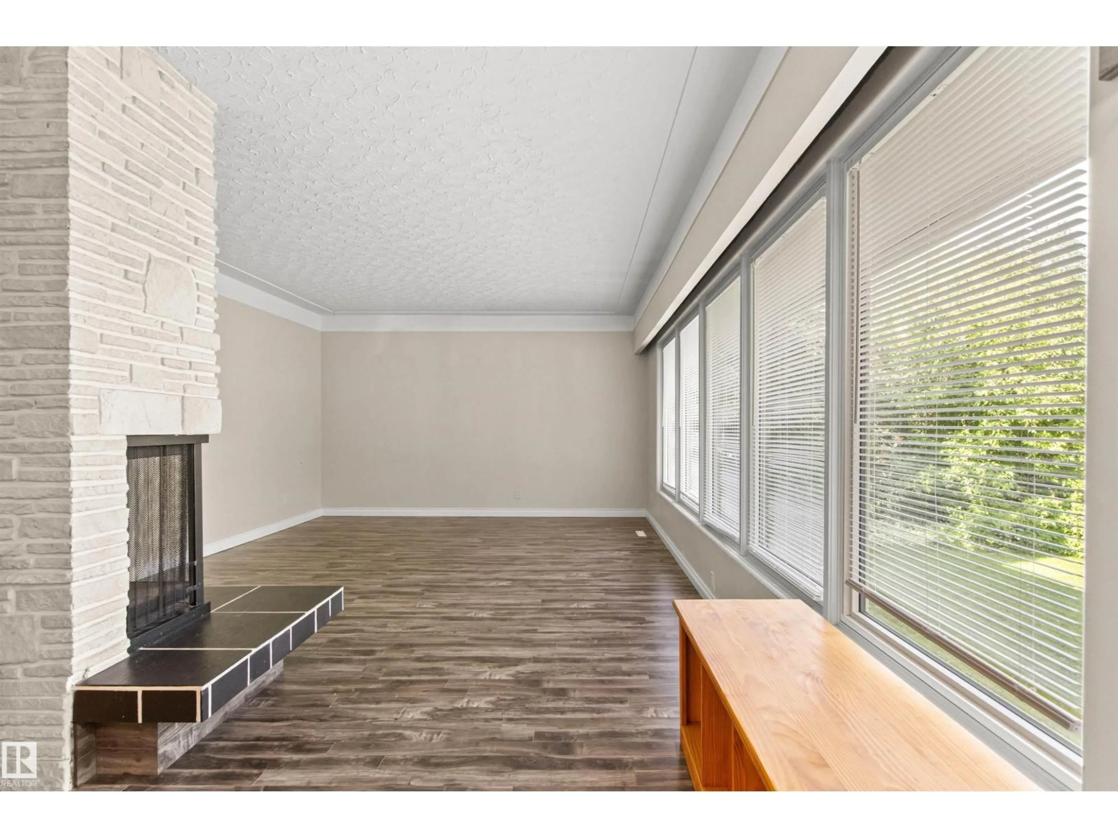A pic of a room for 11819 75 AV, Edmonton Alberta T6G0J4