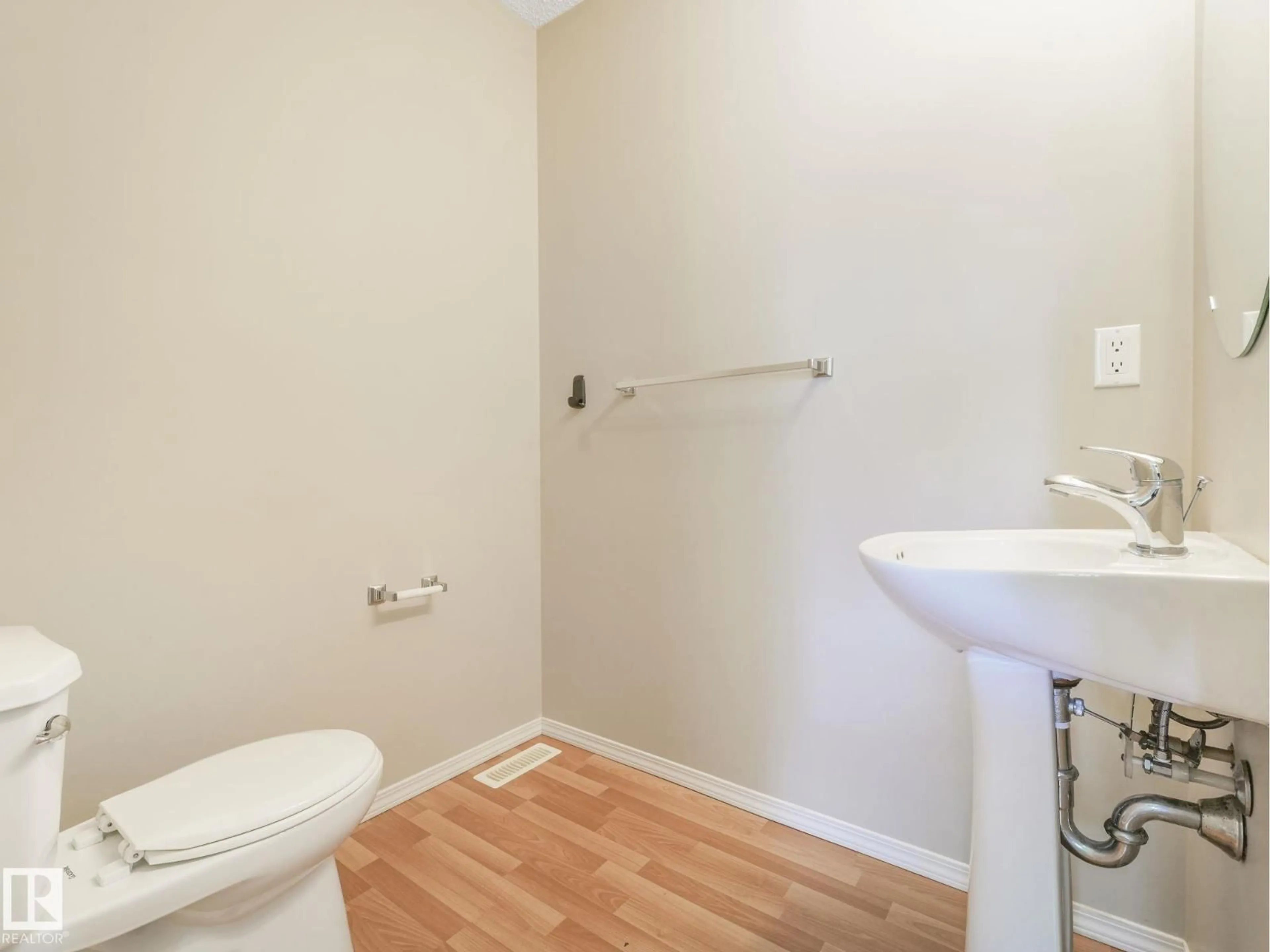 Standard bathroom, unknown for #56 - 1428 HODGSON WY, Edmonton Alberta T6R3P8