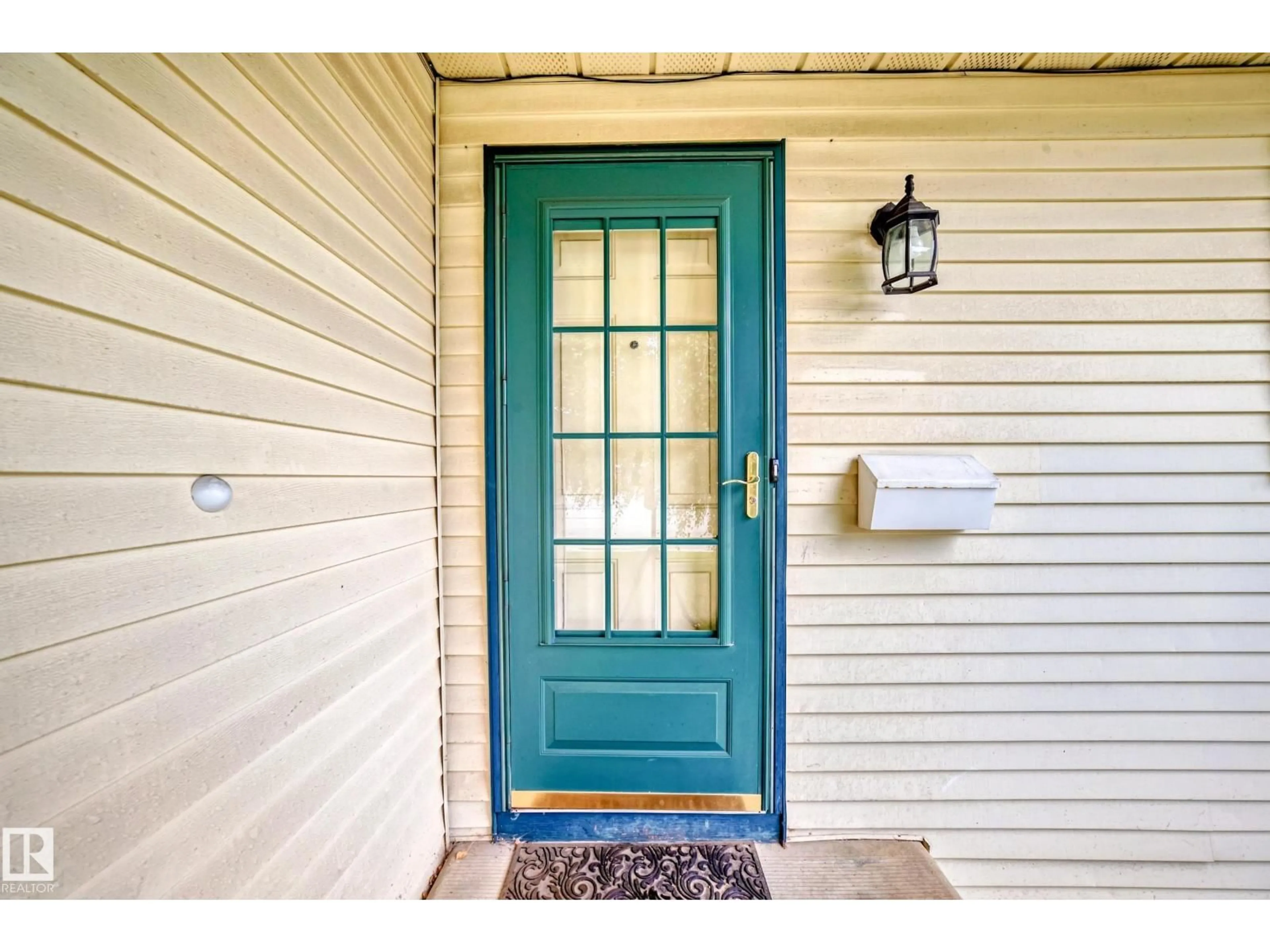 Indoor entryway for NW - 1851 104 ST, Edmonton Alberta T6J5J9