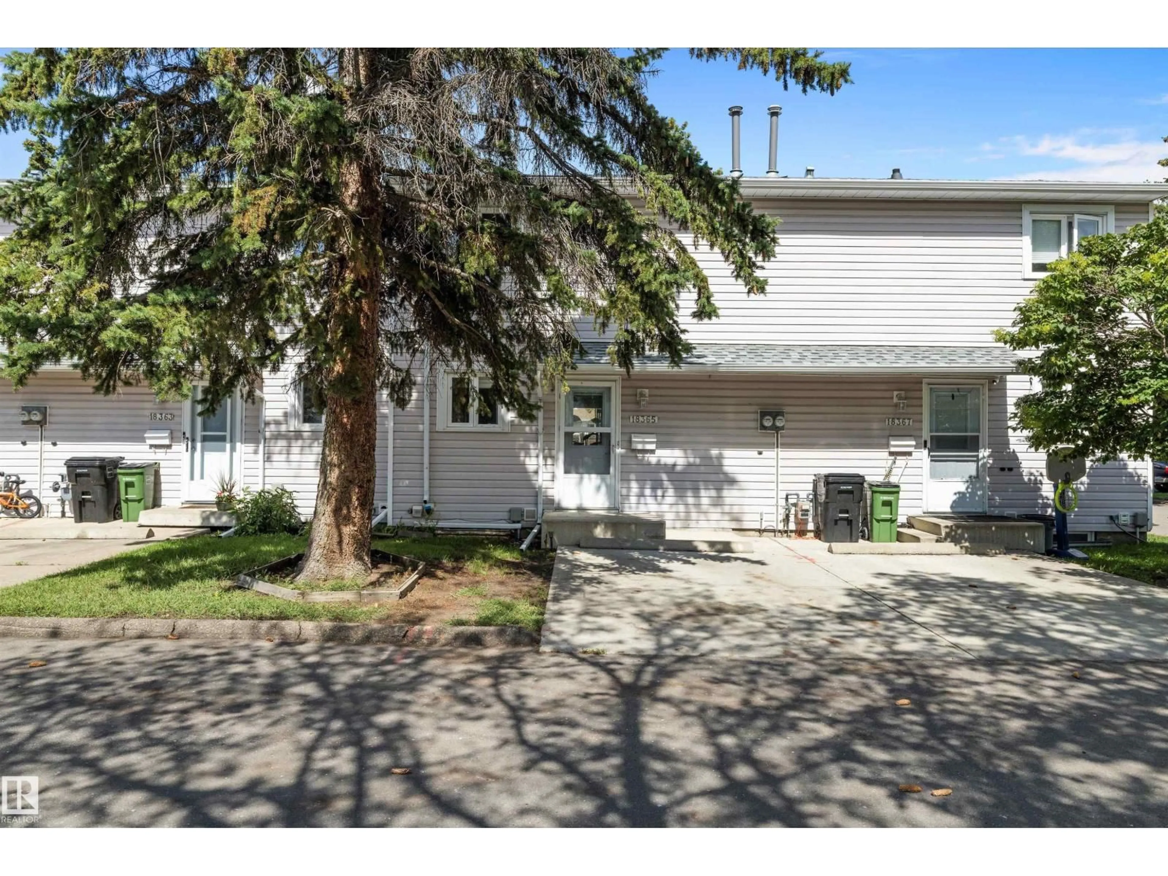 Unknown for 18365 66 AV, Edmonton Alberta T5T1Z5