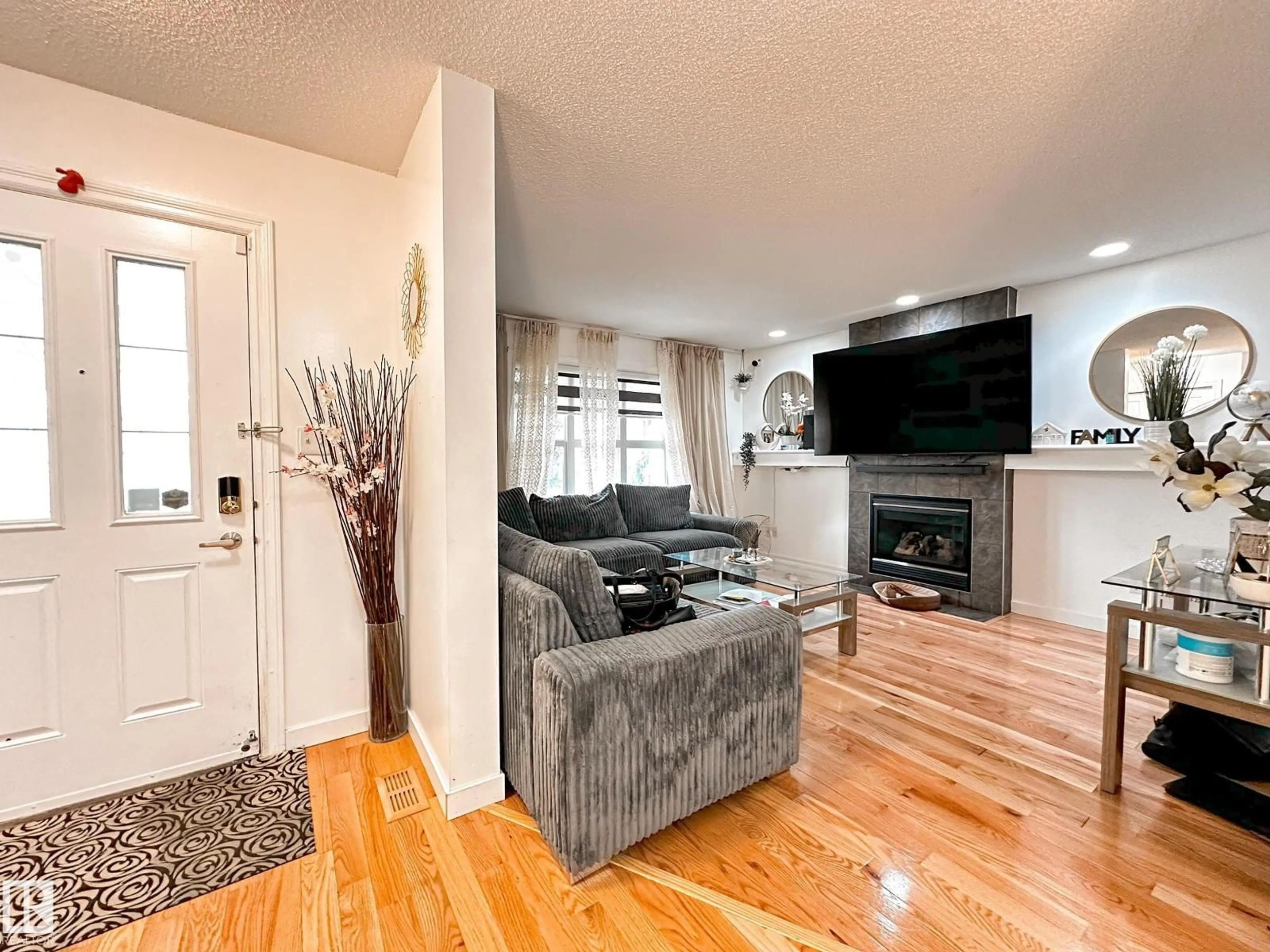 Living room with furniture, unknown for SW - 223 61 ST, Edmonton Alberta T6X0E6
