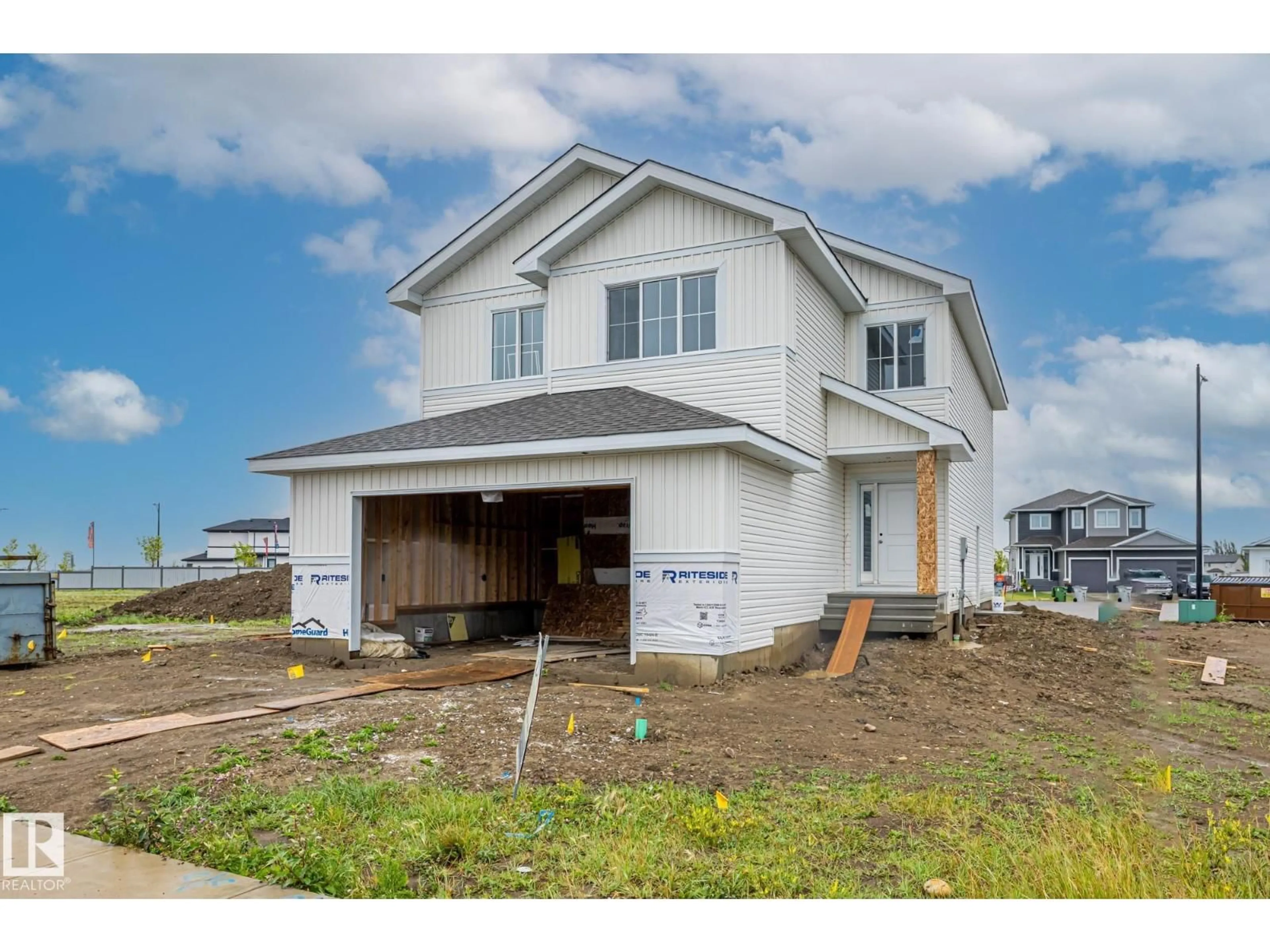 Home with vinyl exterior material, street for 9628 89A STREET, Morinville Alberta T8R2R6
