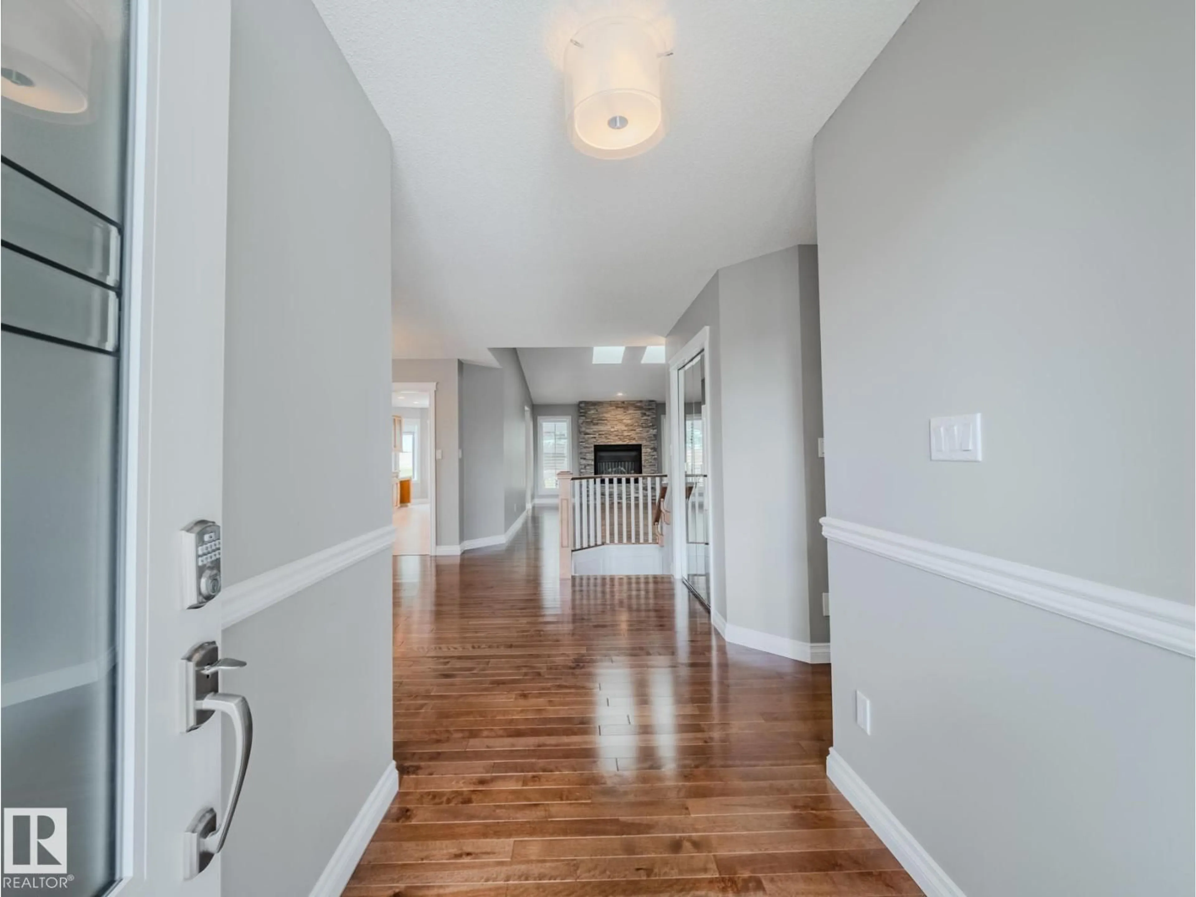 Indoor entryway for 631 REVELL WD, Edmonton Alberta T6R2H9