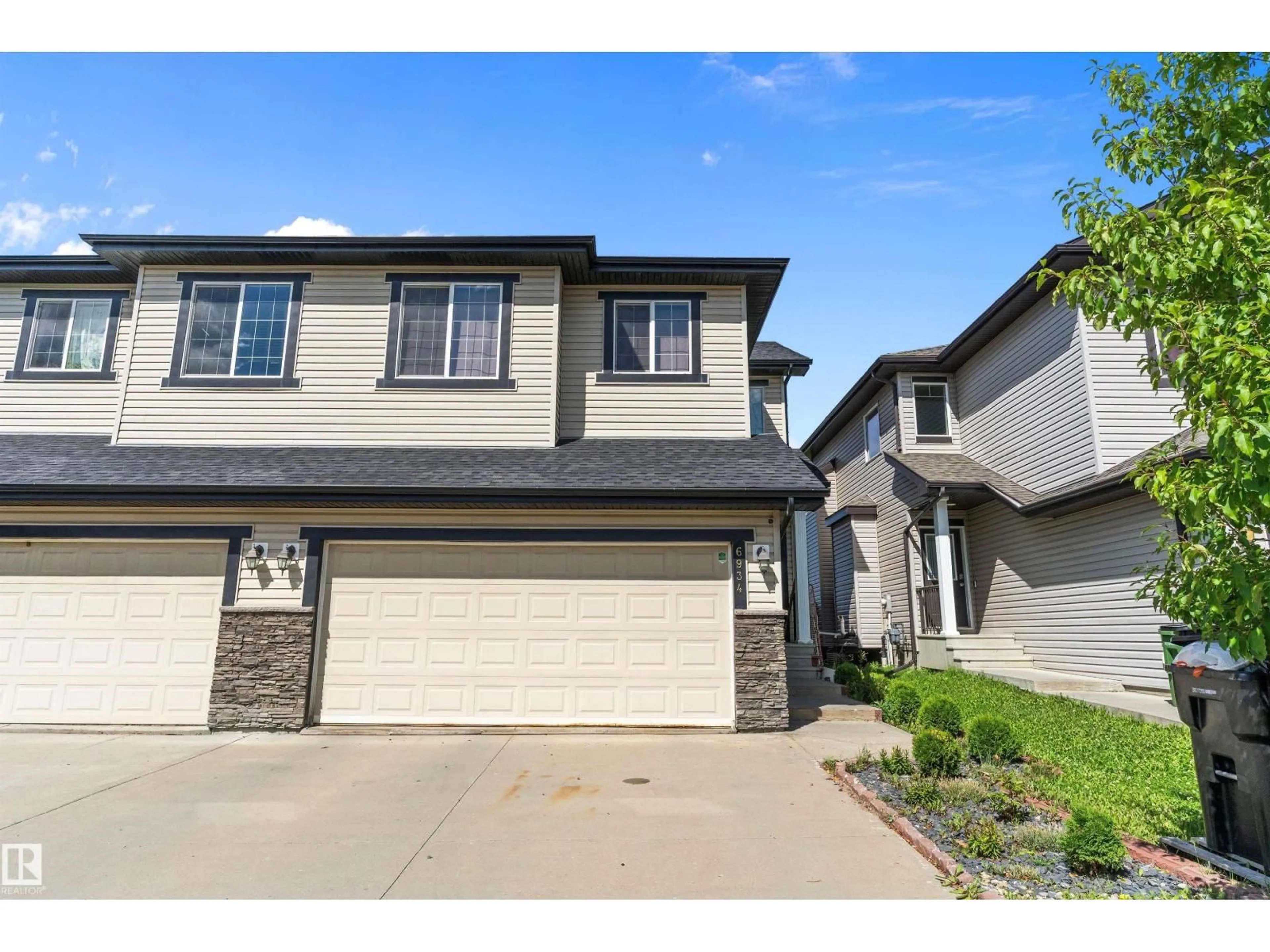 Unknown for 6934 19A AV, Edmonton Alberta T6X0M1