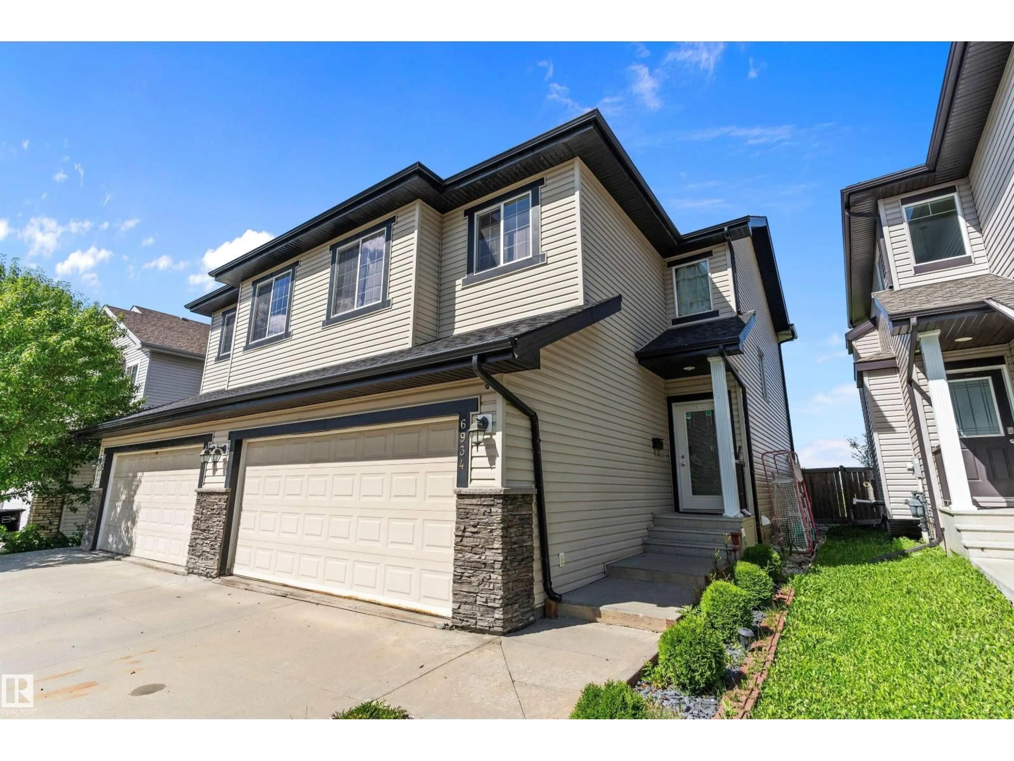 Unknown for 6934 19A AV, Edmonton Alberta T6X0M1