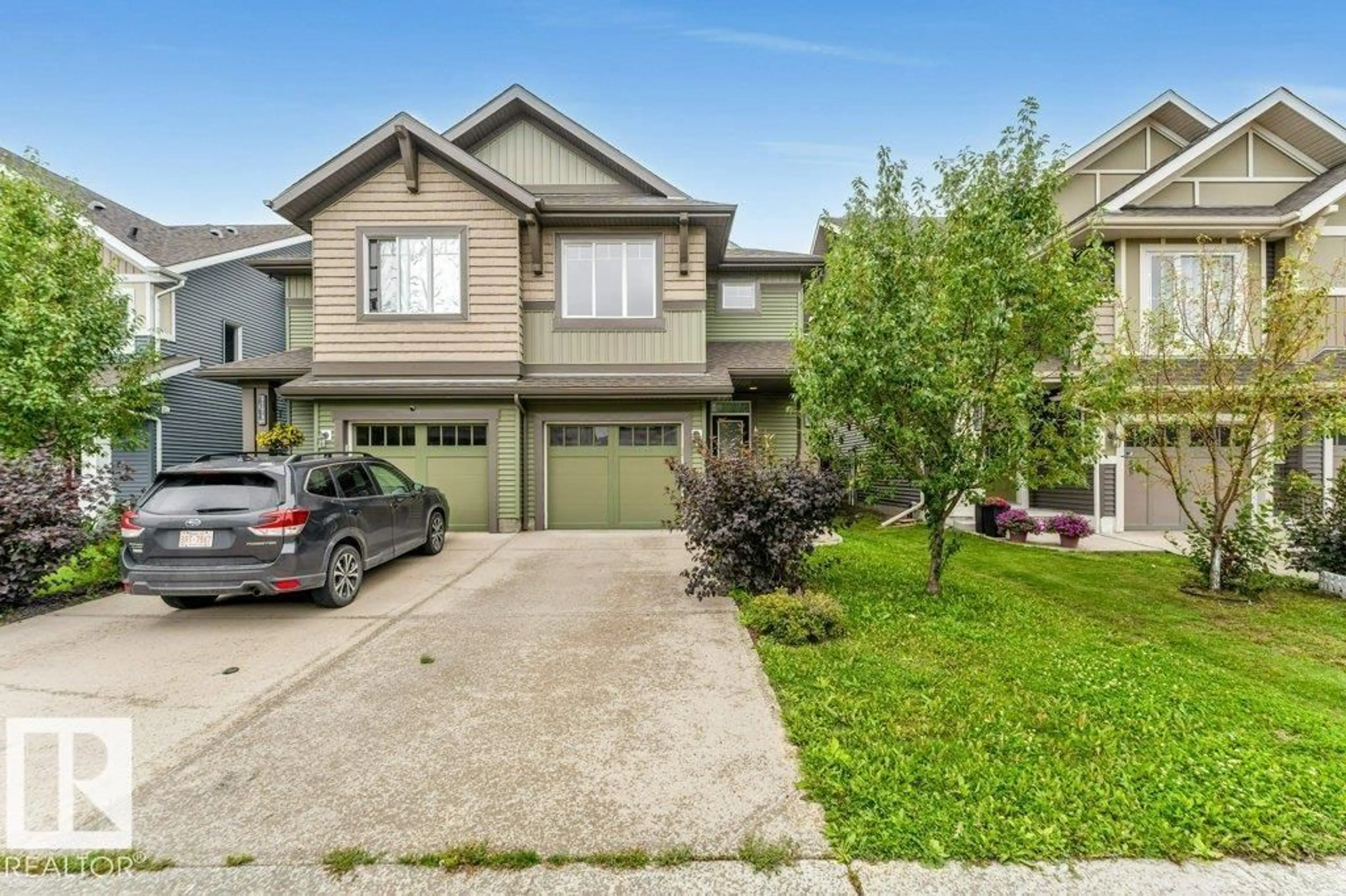 Home with vinyl exterior material, street for 5181 CRABAPPLE LI, Edmonton Alberta T6X1X1
