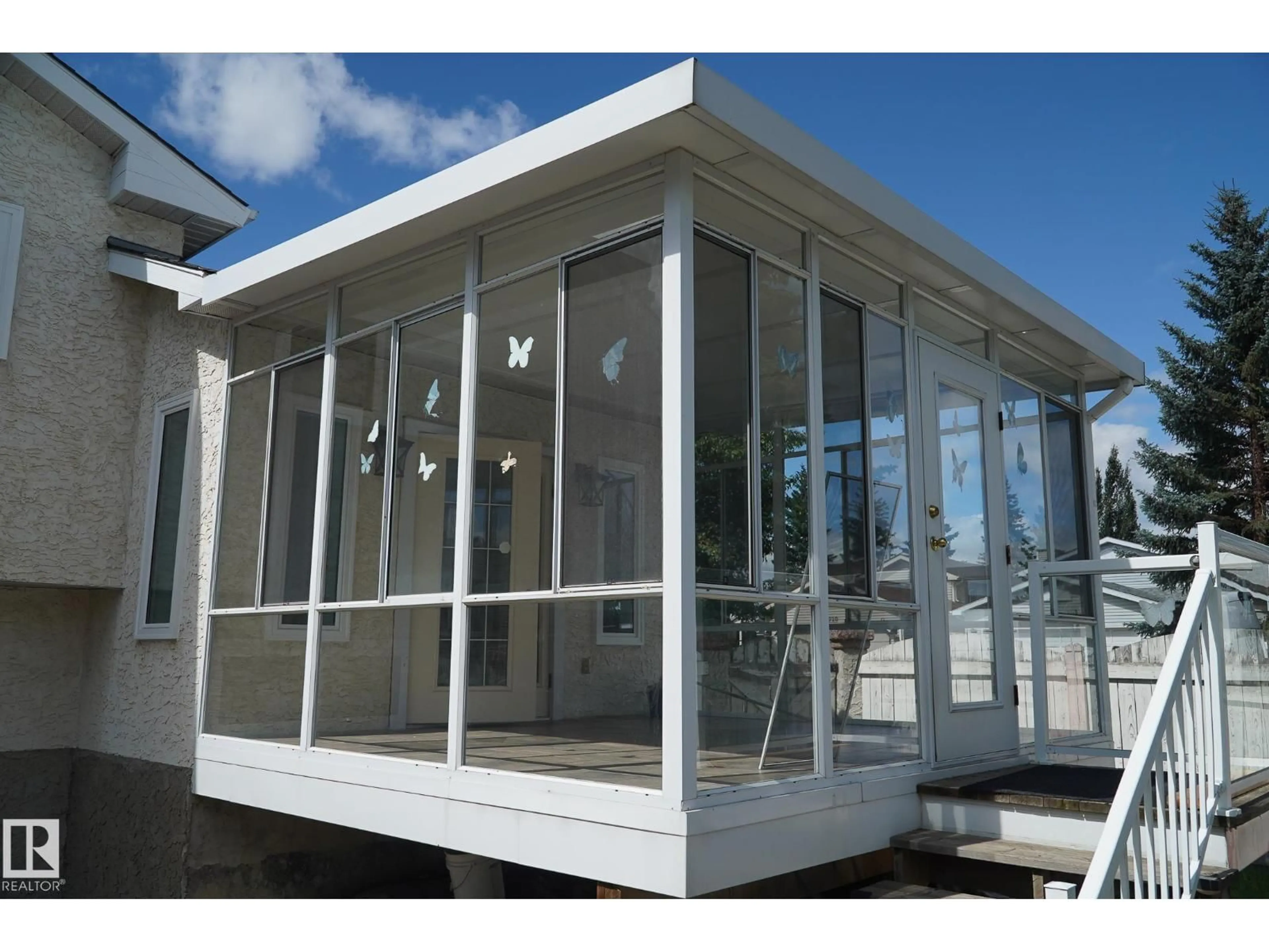Home with vinyl exterior material, building for NW - 7271 190A ST, Edmonton Alberta T5T5T1