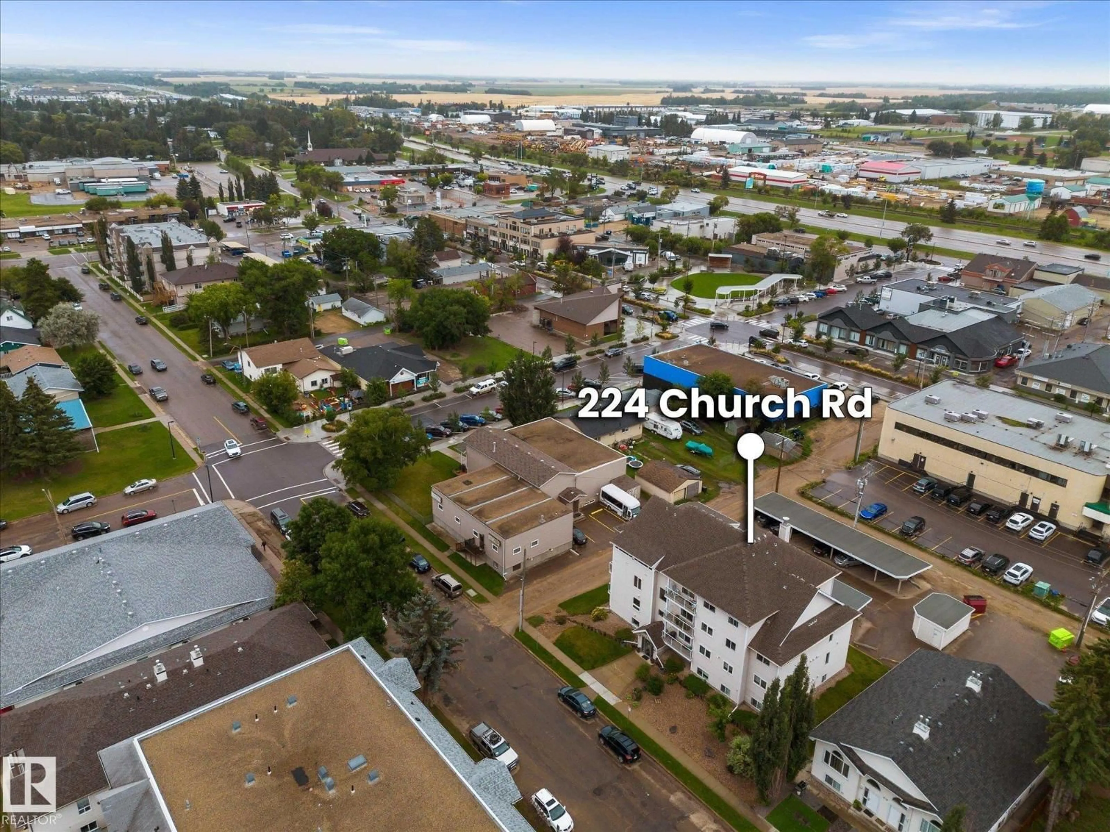 A pic from outside/outdoor area/front of a property/back of a property/a pic from drone, street for 224 - 403 CHURCH RD, Spruce Grove Alberta T7X1J1