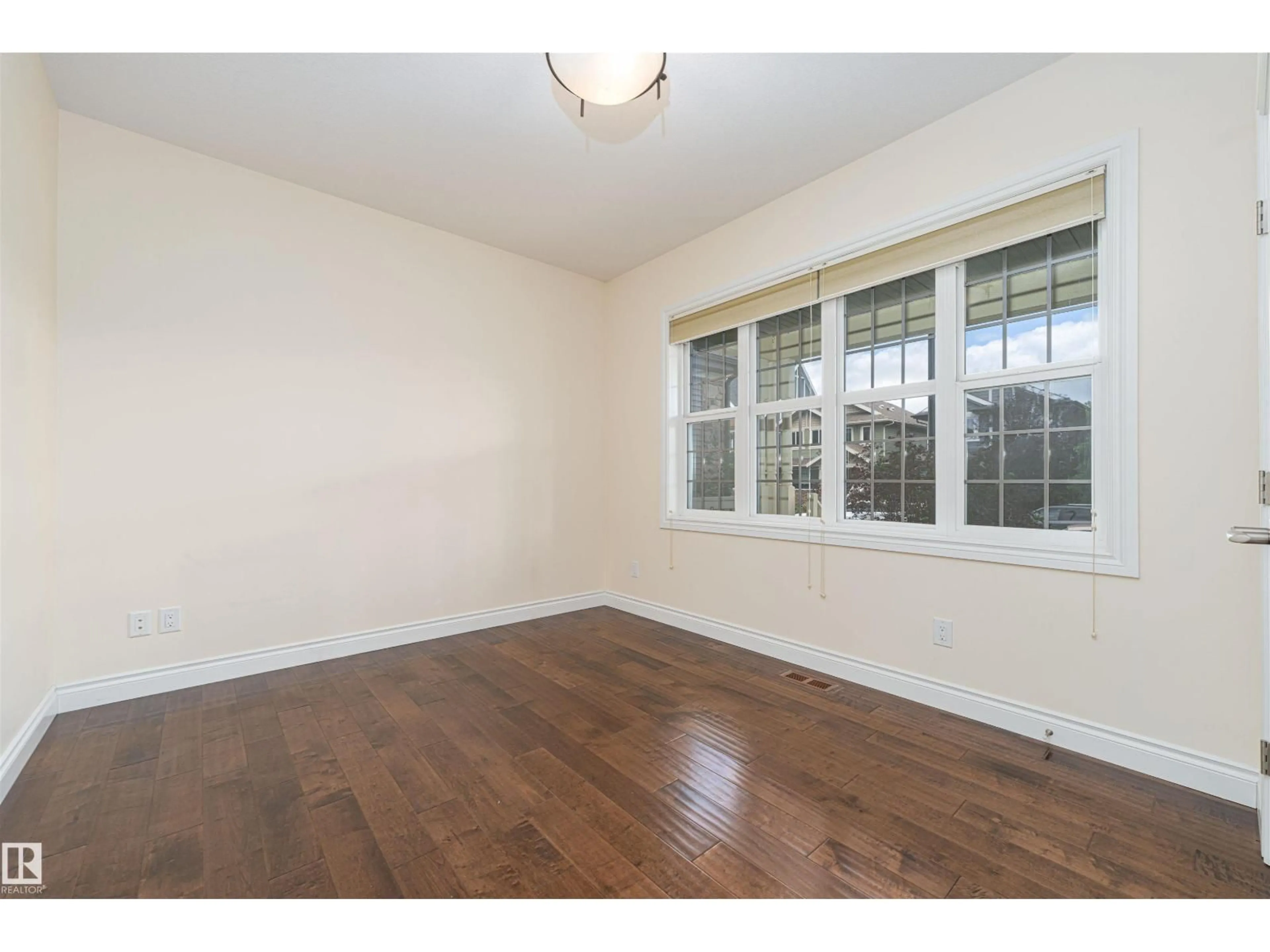 A pic of a room for 5512 CONESTOGA ST, Edmonton Alberta T5E6R6