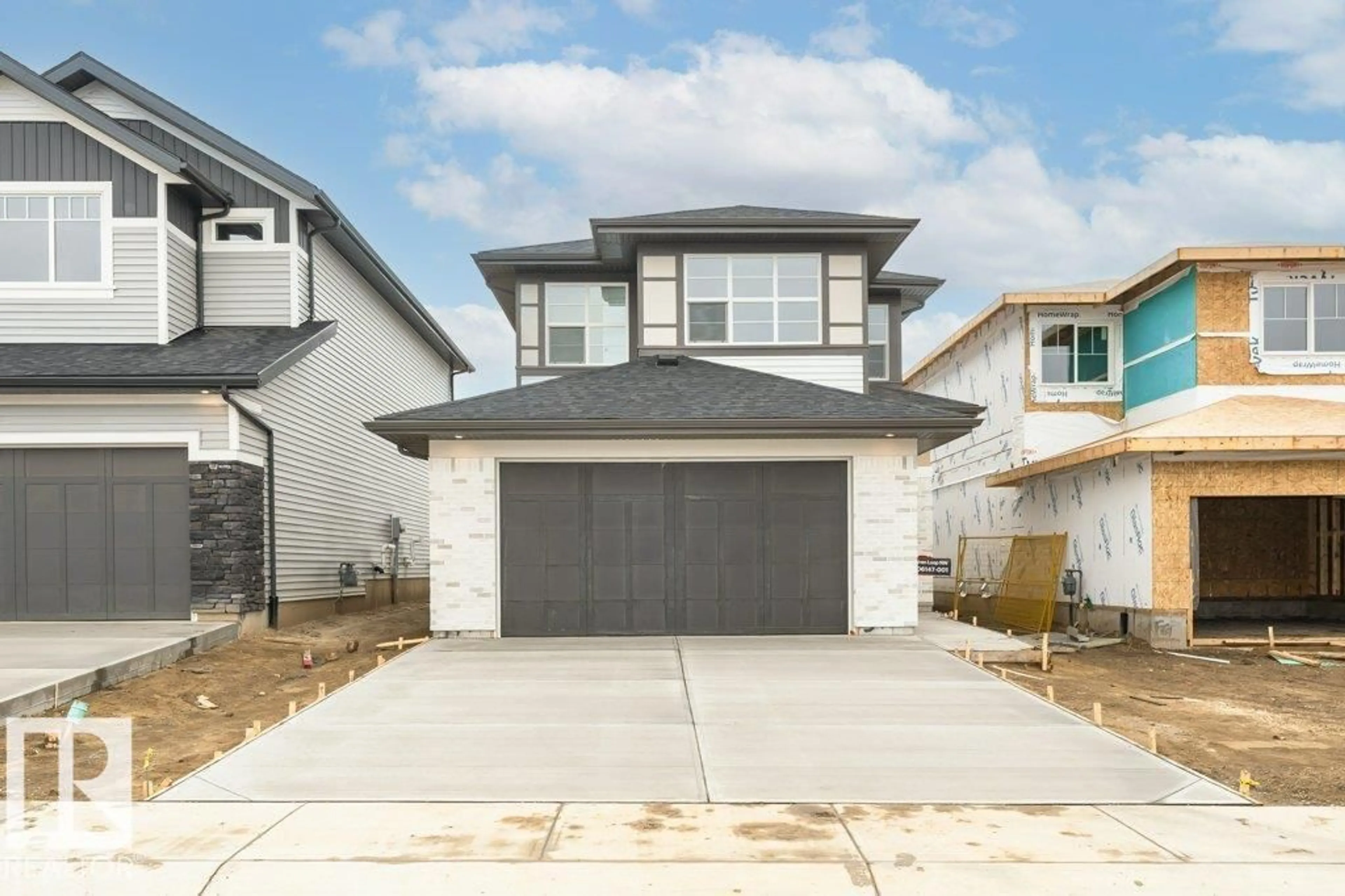 Home with vinyl exterior material, street for 3947 WREN LO NW, Edmonton Alberta T5S0T1
