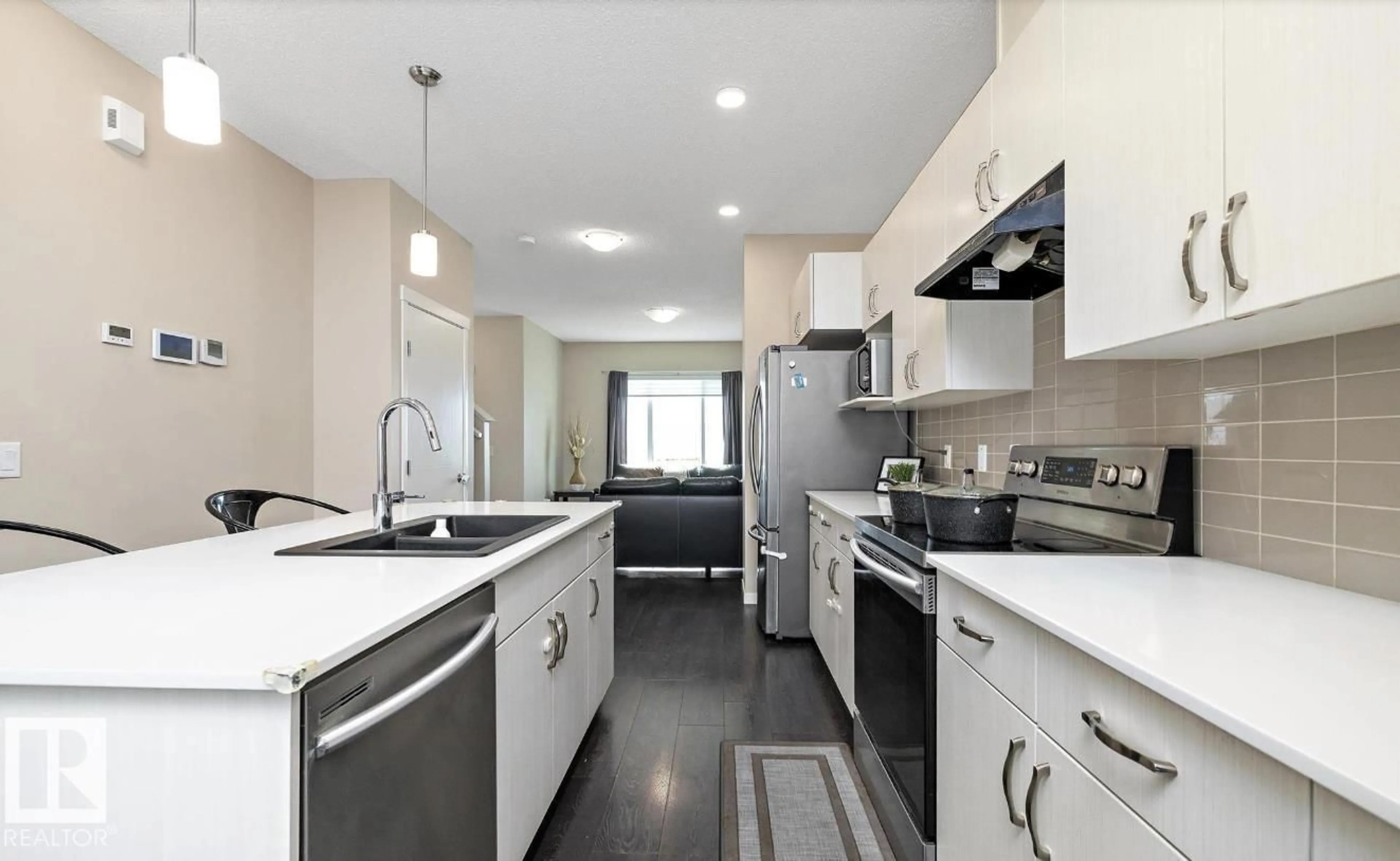 Unknown for 593 EBBERS WY, Edmonton Alberta T5Y1R8