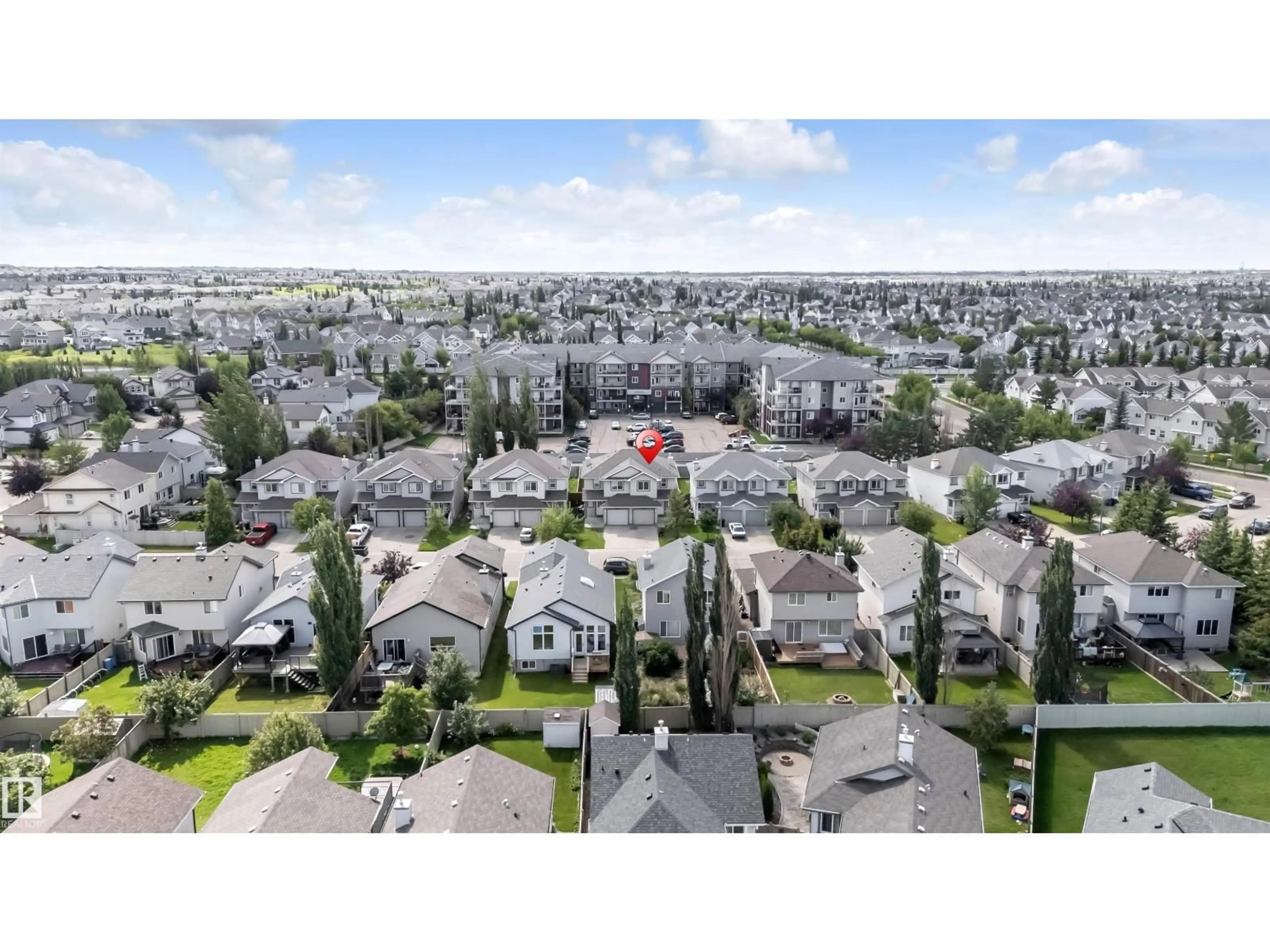 A pic from outside/outdoor area/front of a property/back of a property/a pic from drone, city buildings view from balcony for 7751 8 AV, Edmonton Alberta T6X0A4