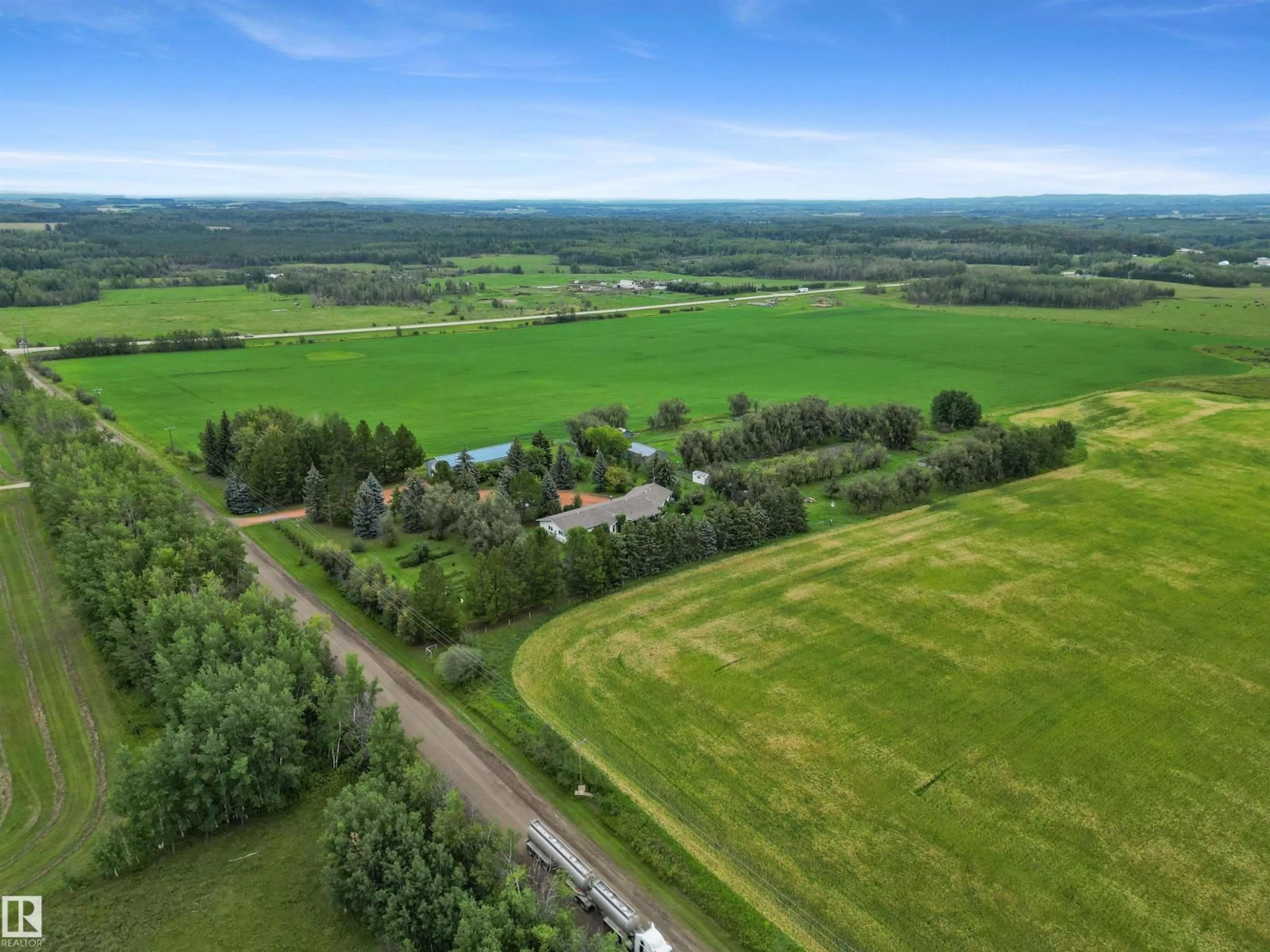 A pic from outside/outdoor area/front of a property/back of a property/a pic from drone, unknown for 49027 RGE ROAD 63, Rural Brazeau County Alberta T0E1Z0