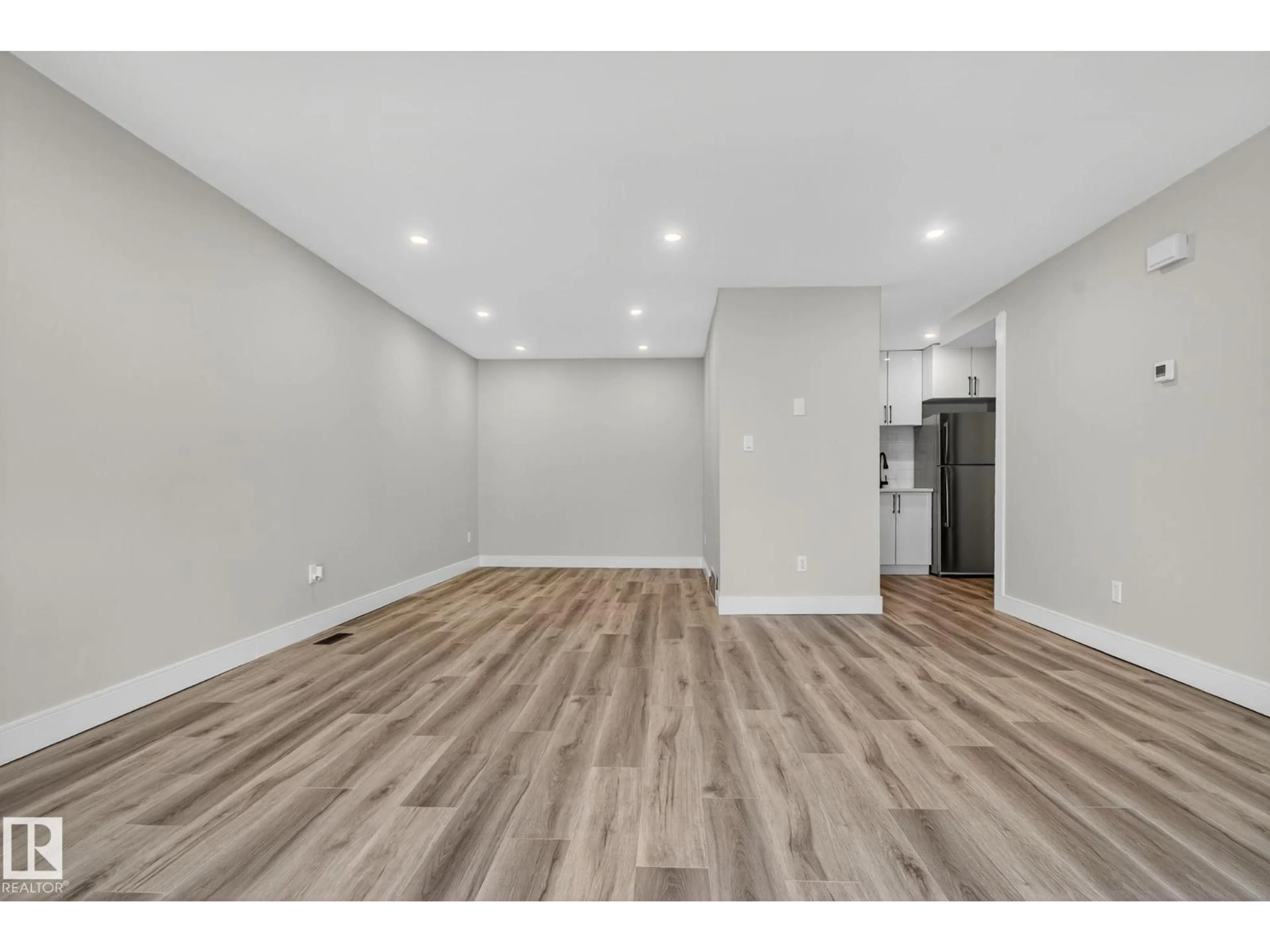 A pic of a room for 197 MARLBOROUGH PL, Edmonton Alberta T5T1Y6