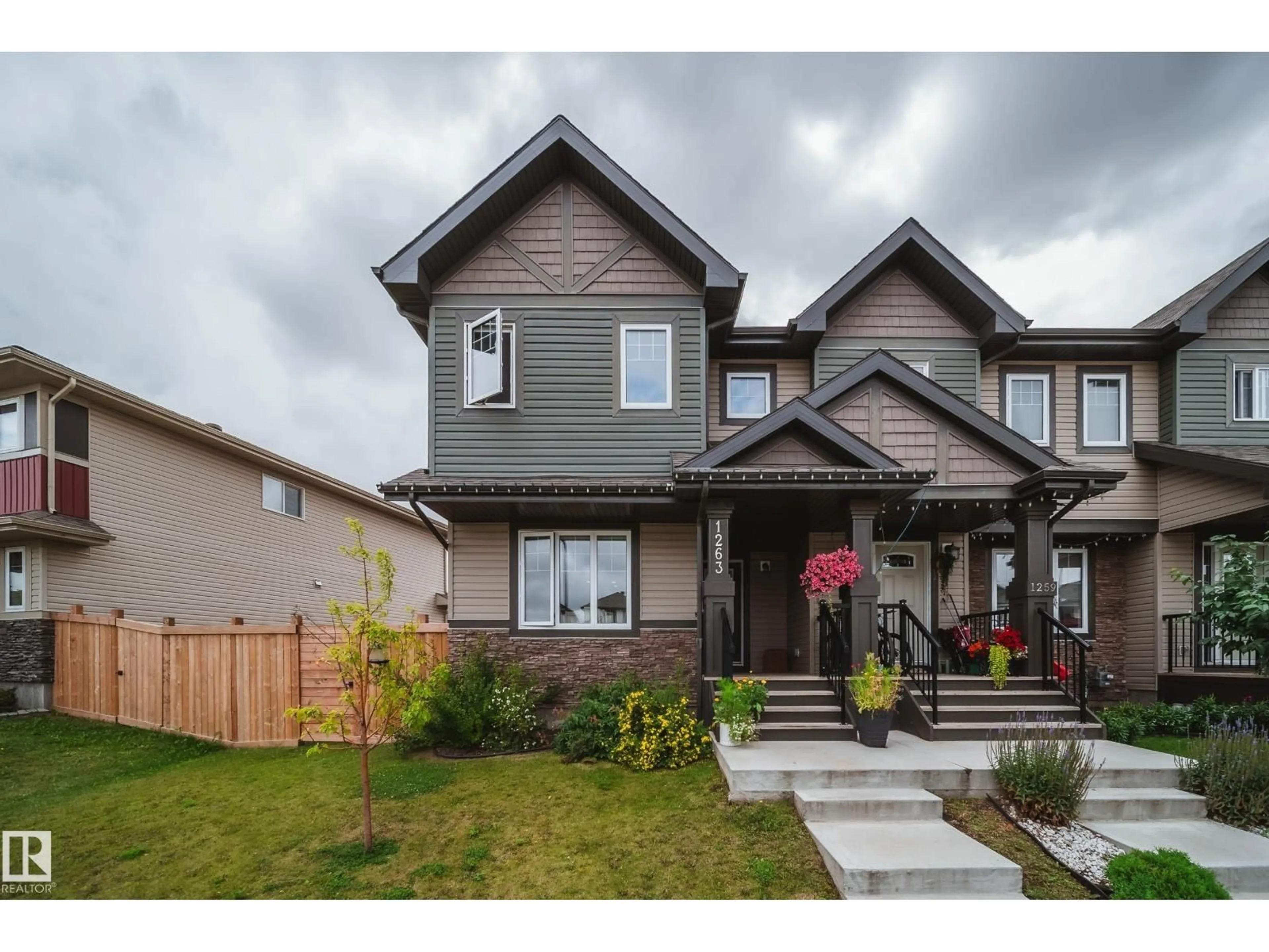 Home with brick exterior material, street for 1263 SANDSTONE BV, Sherwood Park Alberta T8H1B2