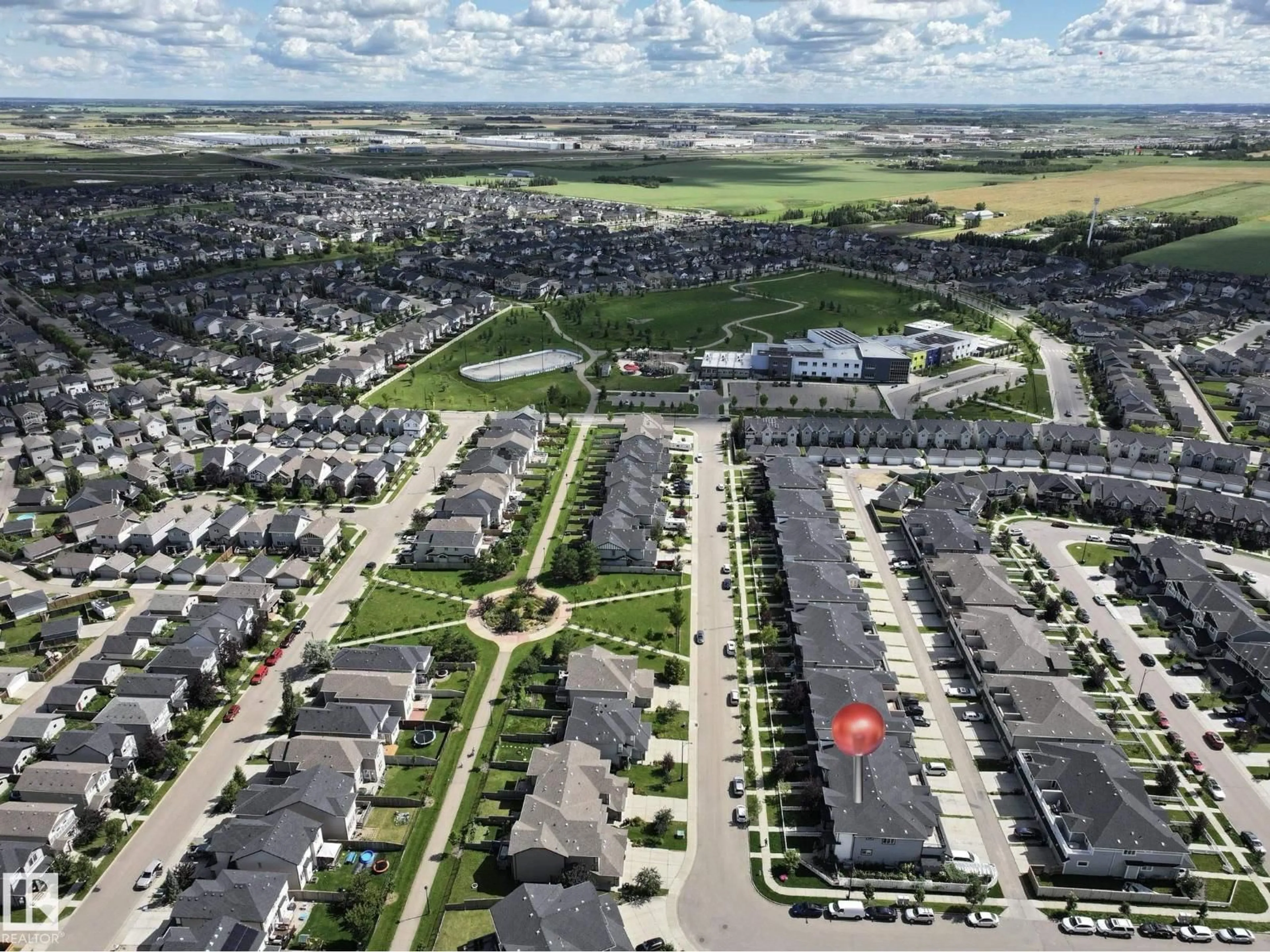 A pic from outside/outdoor area/front of a property/back of a property/a pic from drone, street for 4360 ANNETT COMMON, Edmonton Alberta T6W2V6