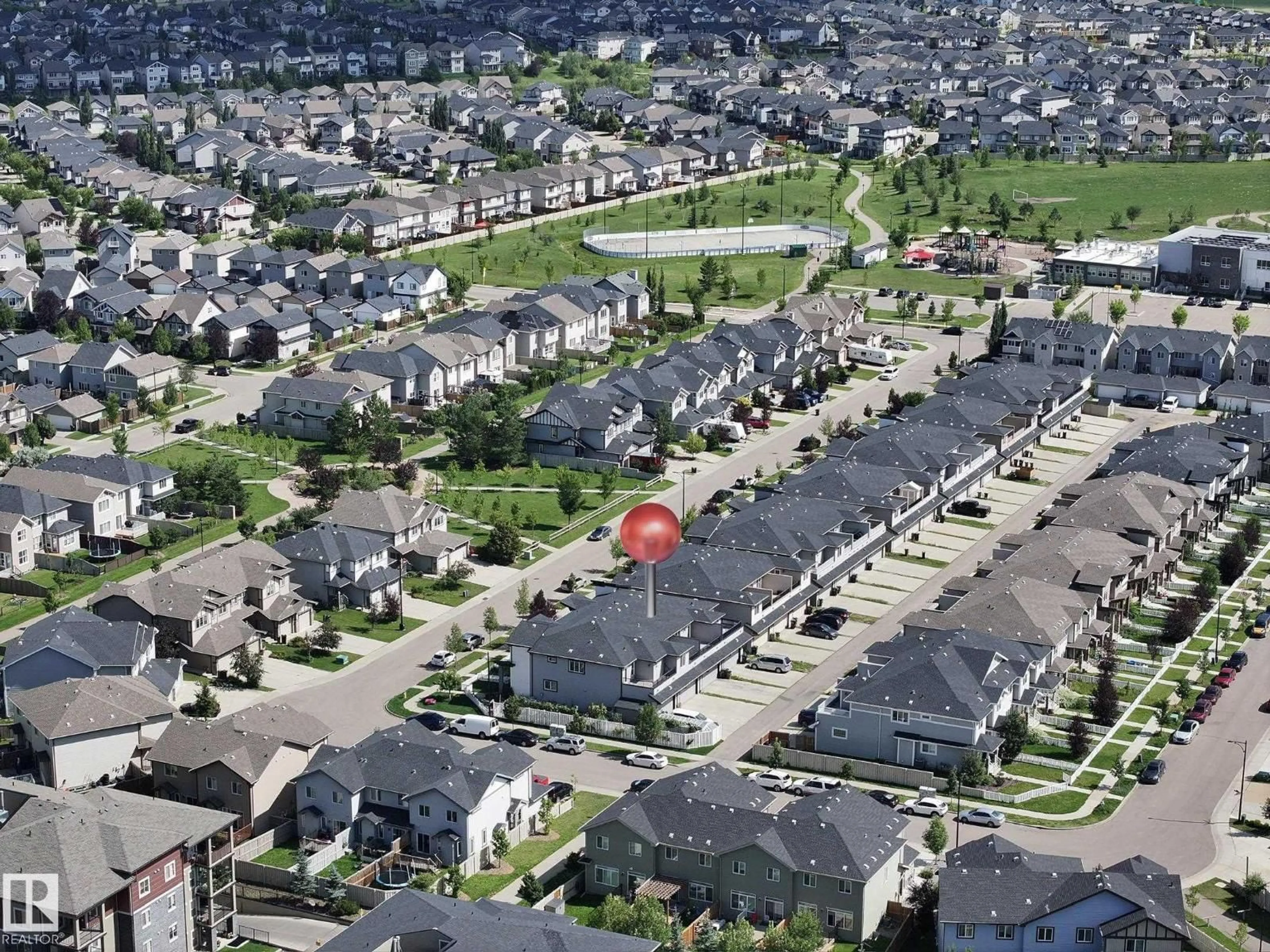 A pic from outside/outdoor area/front of a property/back of a property/a pic from drone, street for 4360 ANNETT COMMON, Edmonton Alberta T6W2V6