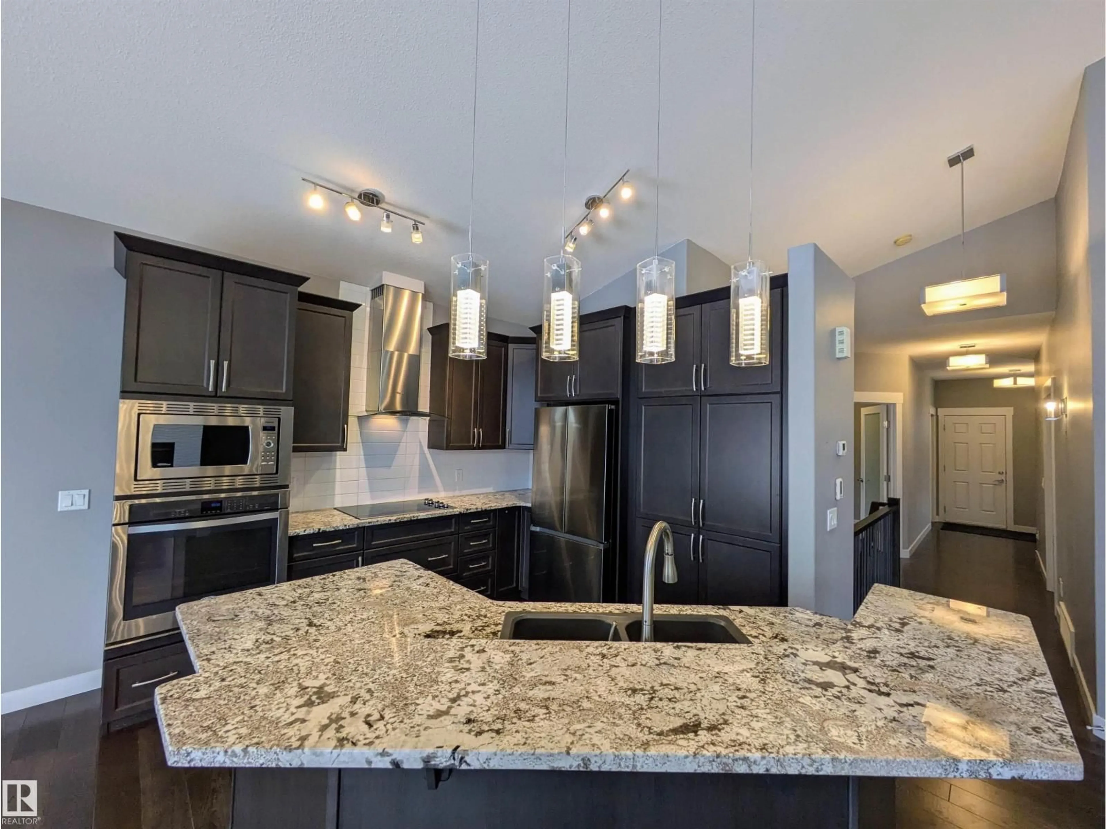 Contemporary kitchen, unknown for 3090 - 34 CAMERON HEIGHTS WY, Edmonton Alberta T6M0R1