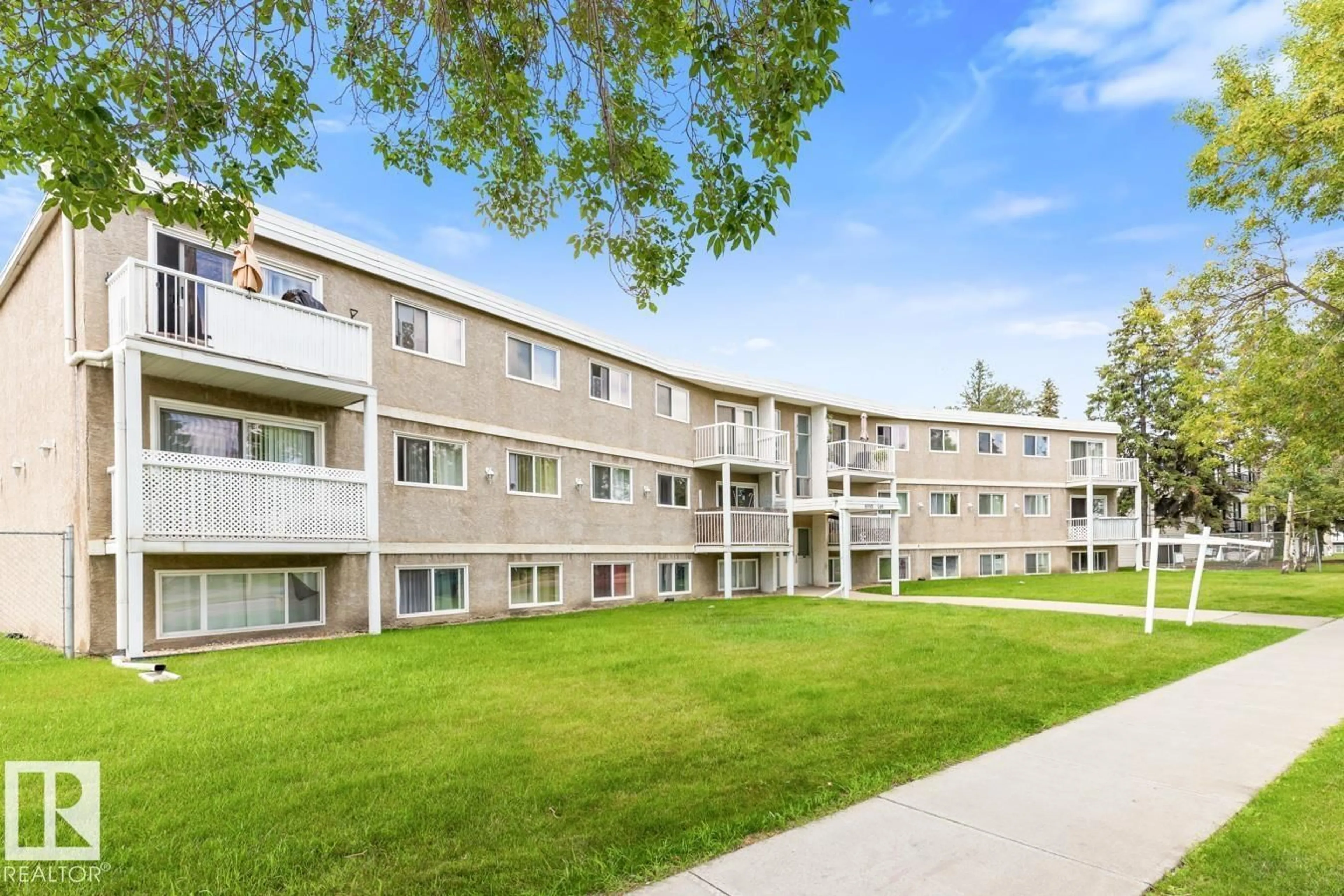 Patio, unknown for #105 - 8930 149 ST, Edmonton Alberta T5R1B8