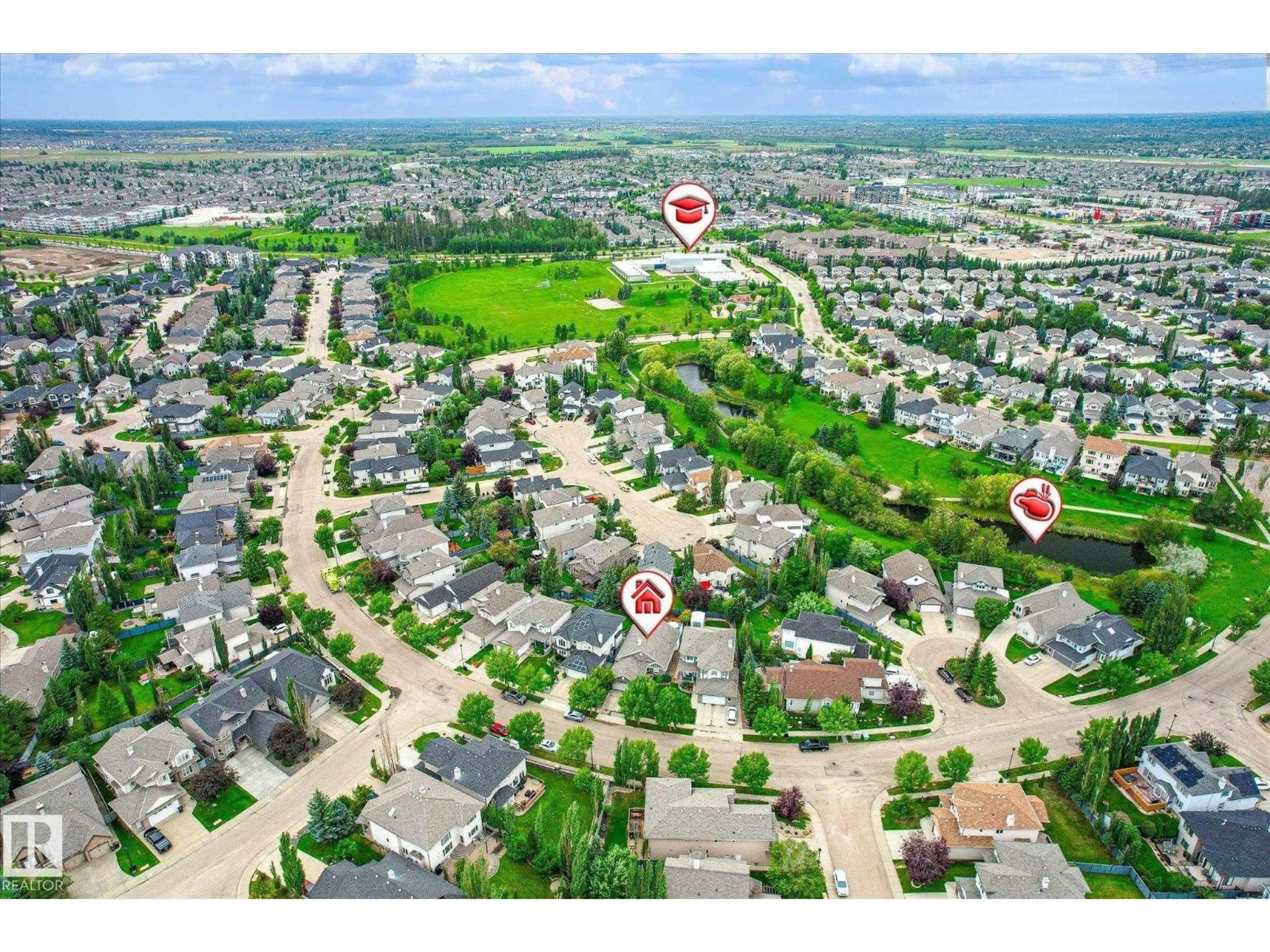 A pic from outside/outdoor area/front of a property/back of a property/a pic from drone, water/lake/river/ocean view for 928 BLACKMUD CREEK CR, Edmonton Alberta T6W1J2