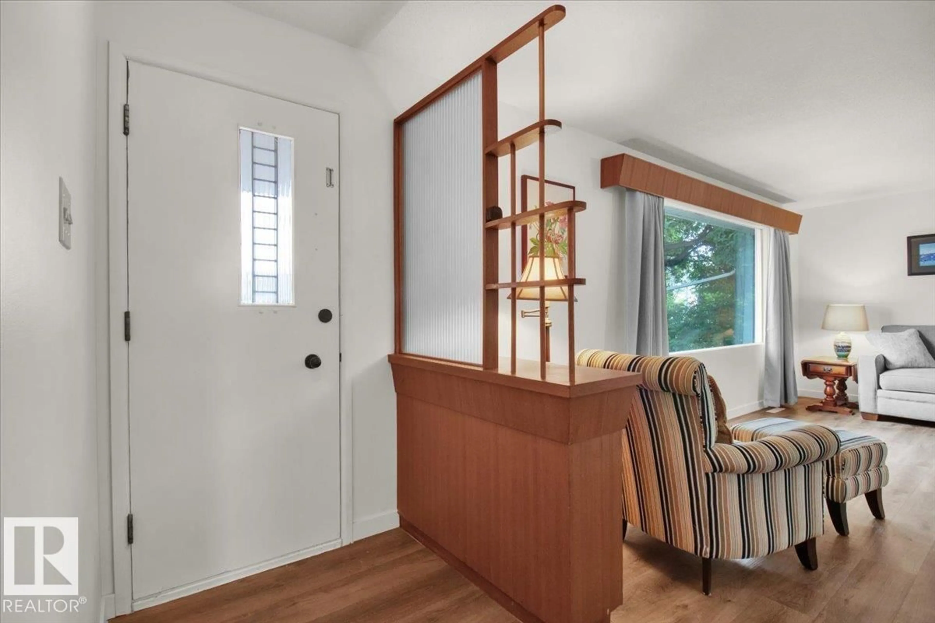 Indoor entryway for NW - 13011 137 AV, Edmonton Alberta T5L4C3