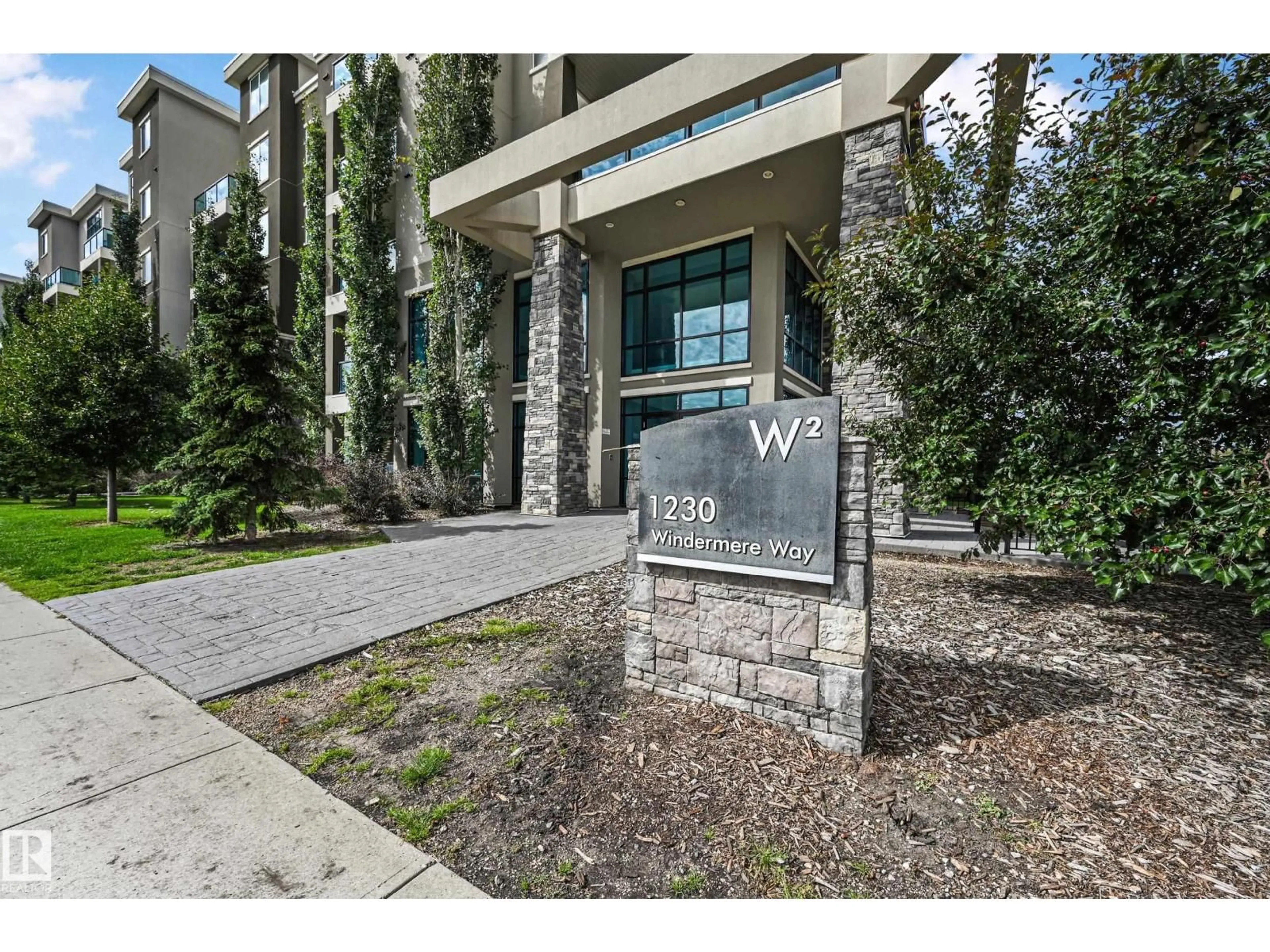 Indoor foyer for #313 - 1230 WINDERMERE WY, Edmonton Alberta T6W2J3