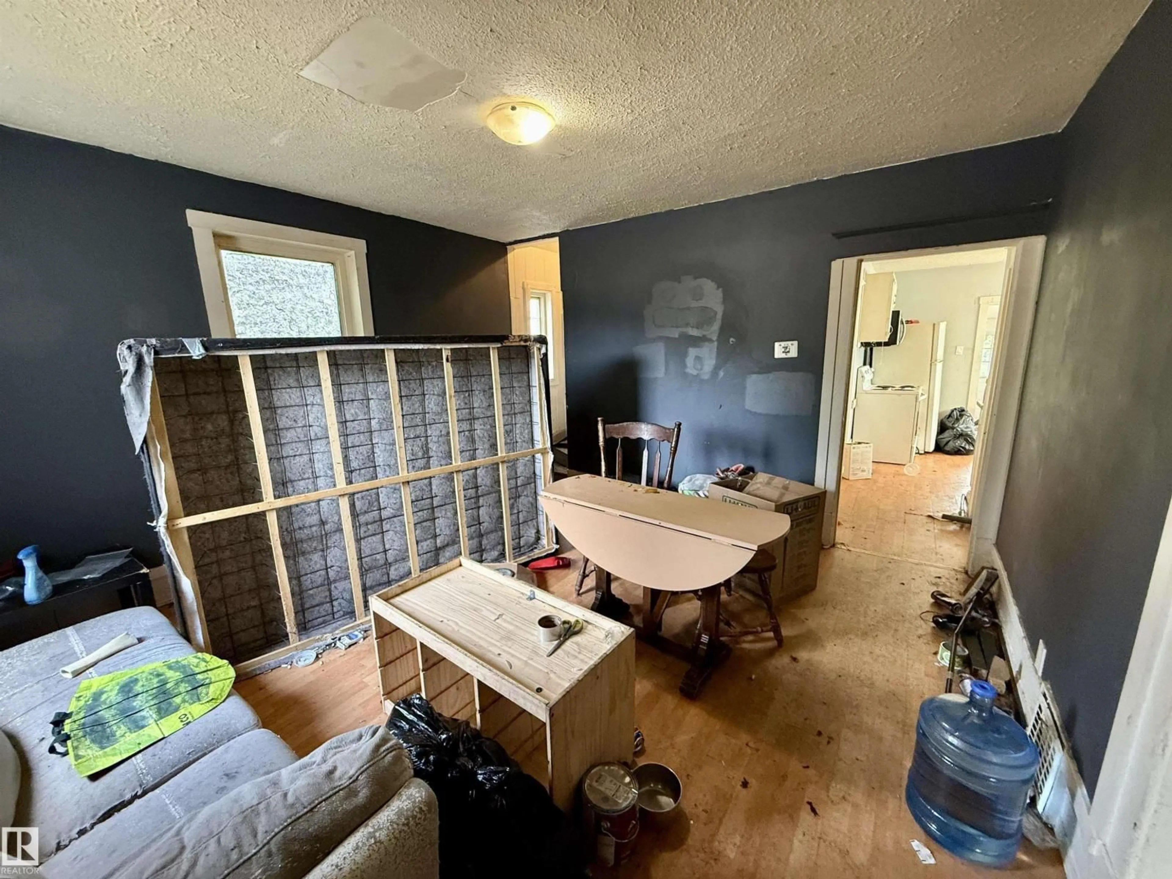 A pic of a room for 11723 80 ST, Edmonton Alberta T5B2N4