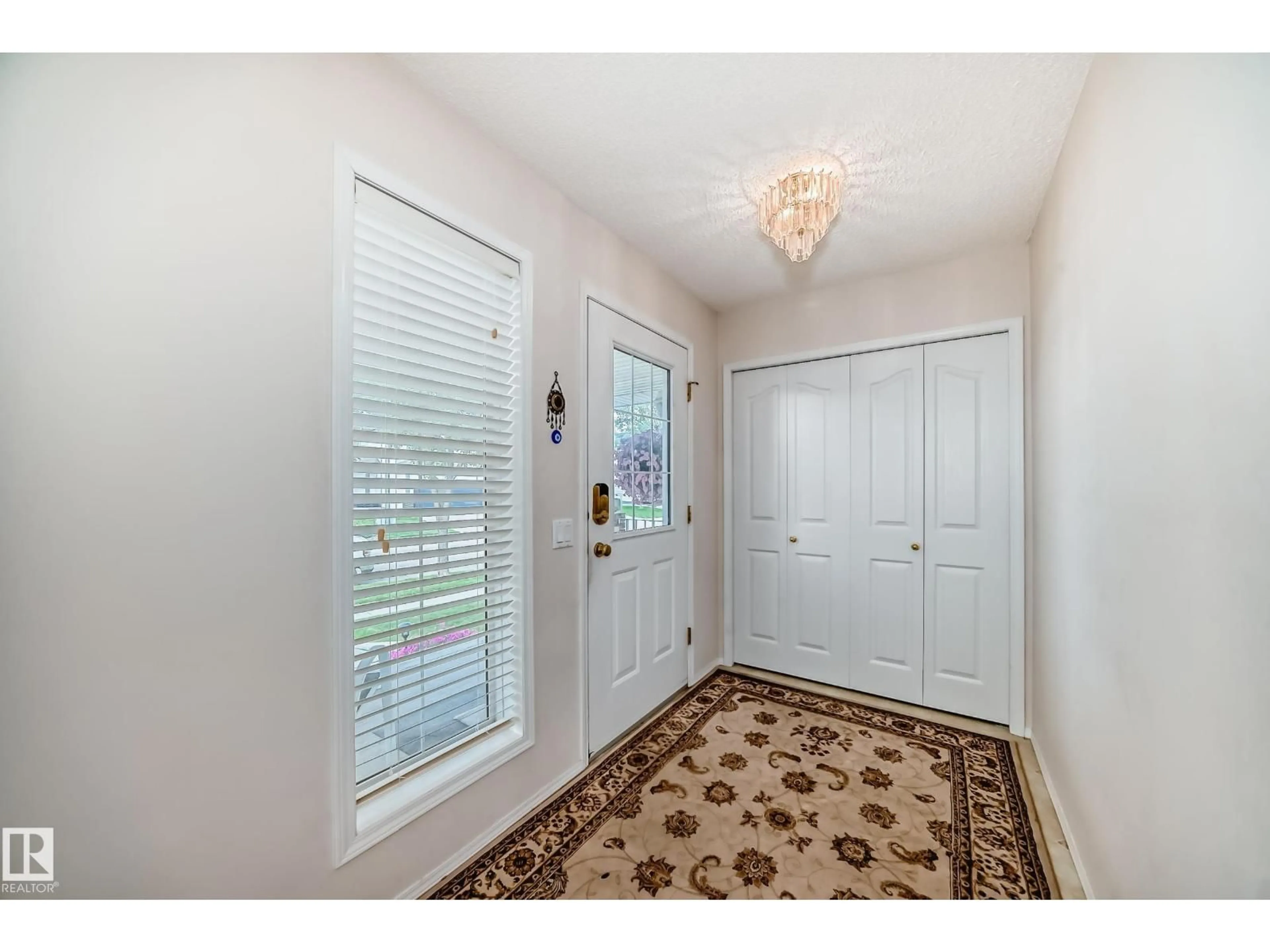 Indoor entryway for NW - 17215 88 ST, Edmonton Alberta T5Z3R5
